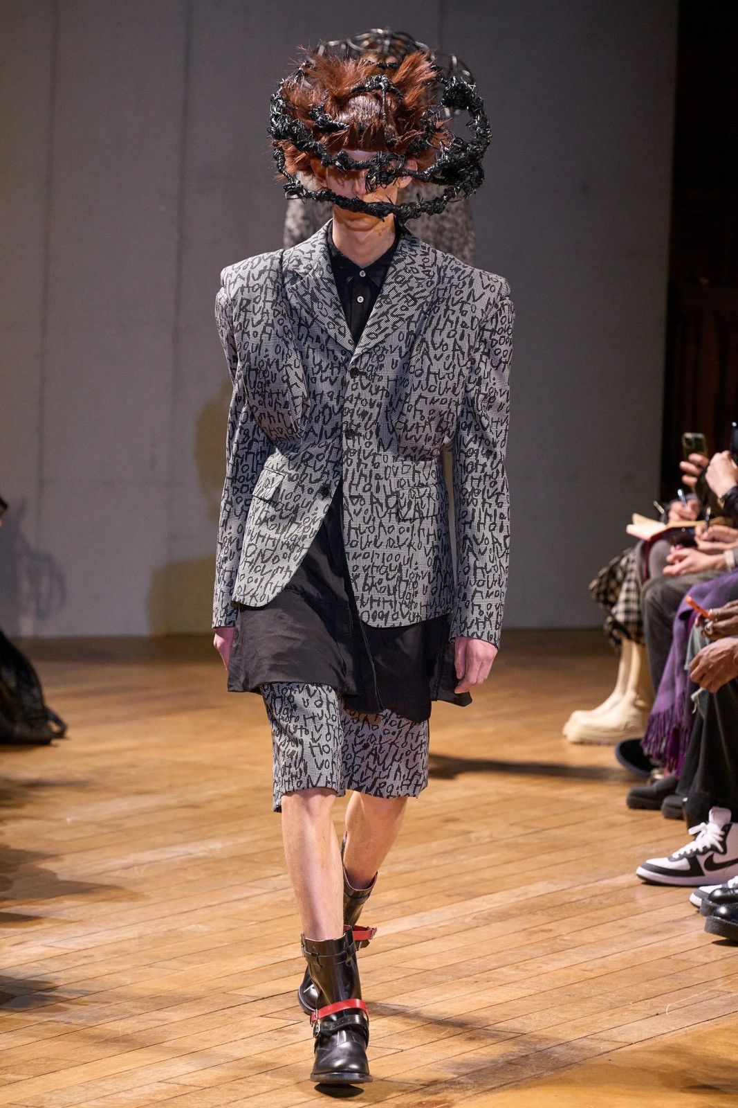 Comme des Garcons Homme Plus COMME DES GARÇONS HOMME PLUS EDWARD GOSS TEXT PRINT BLAZER Size US XL / EU 56 / 4 - 24 Thumbnail