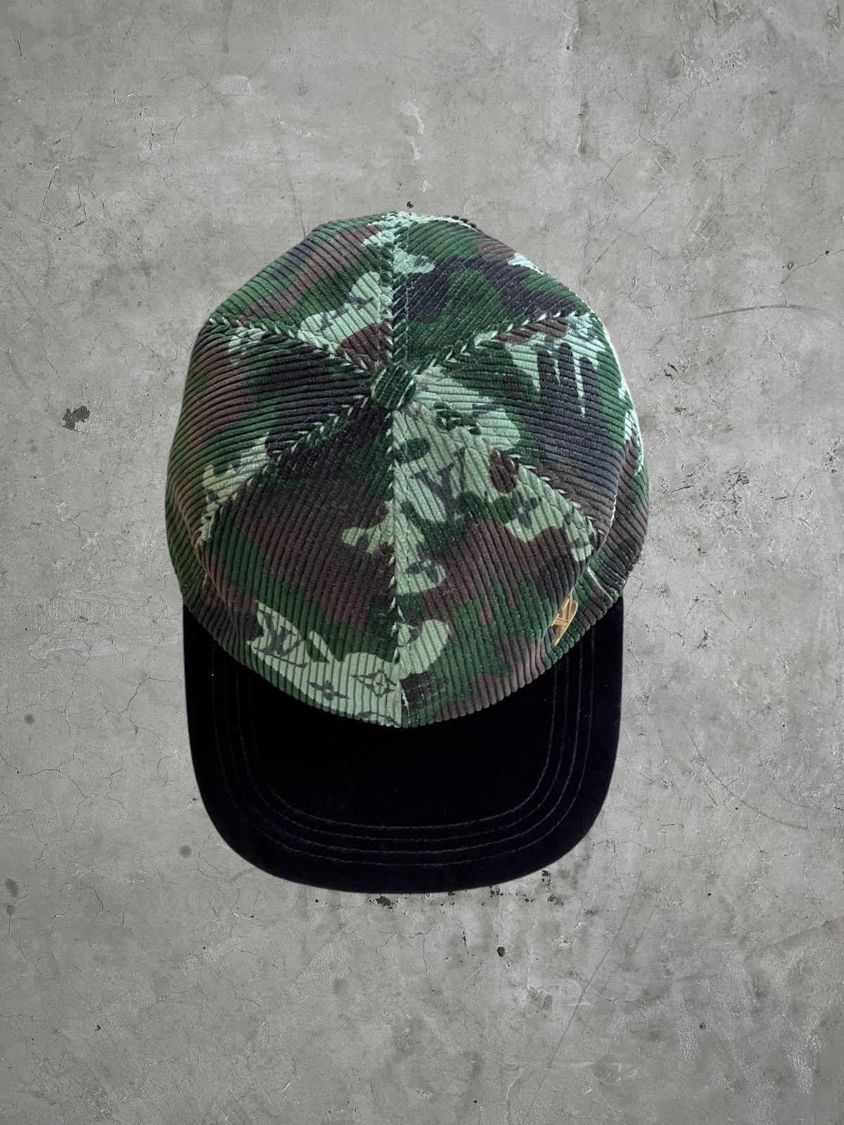 Louis Vuitton LV Camo Monogram Hat Size ONE SIZE - 4 Thumbnail
