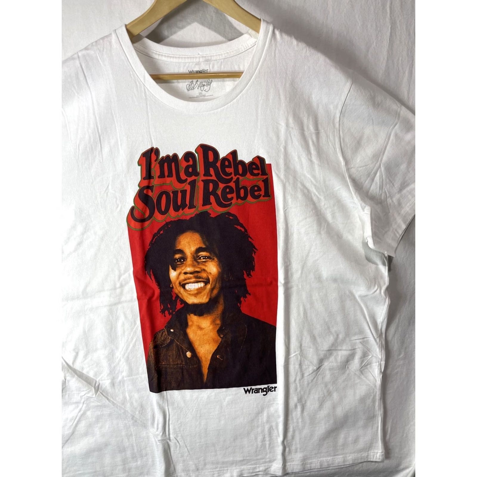 Wrangler VINTAGE Wrangler Bob Marley Shirt Mens 2XL XXL I’m A Soul Rebel Reggae Rasta White Adult Graphic Print T-Shirt Casual Logo Crew Neck Short Sleeve Size US XXL / EU 58 / 5 - 3 Thumbnail
