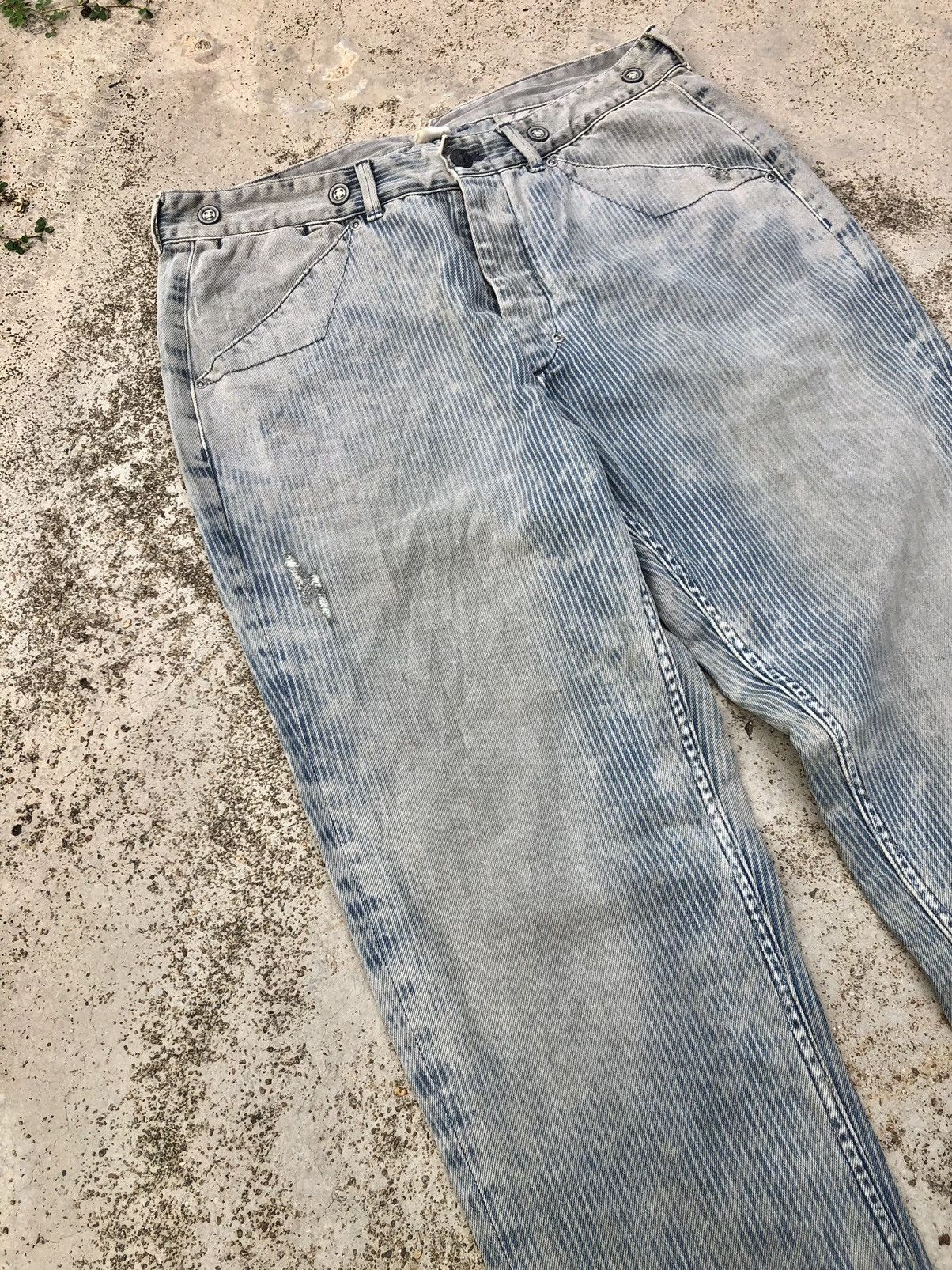 Other FADED STRIPED BUCKLE BACK JEANS BY DENIM CO Size US 33 - 2 Thumbnail