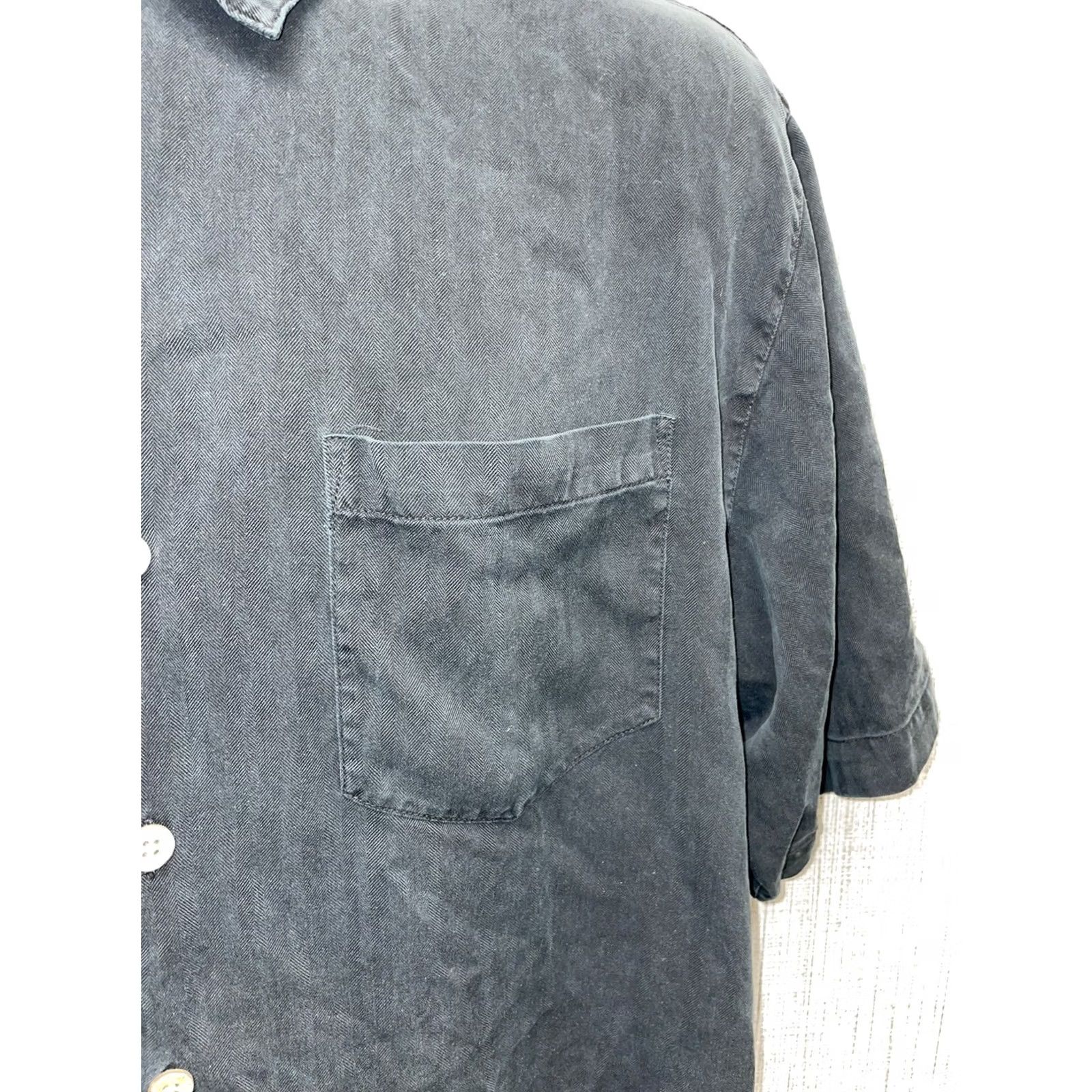 Vintage MoN Montego Mon Black Embroidered Hawaiian Shirt Mens L Size US L / EU 52-54 / 3 - 4 Thumbnail