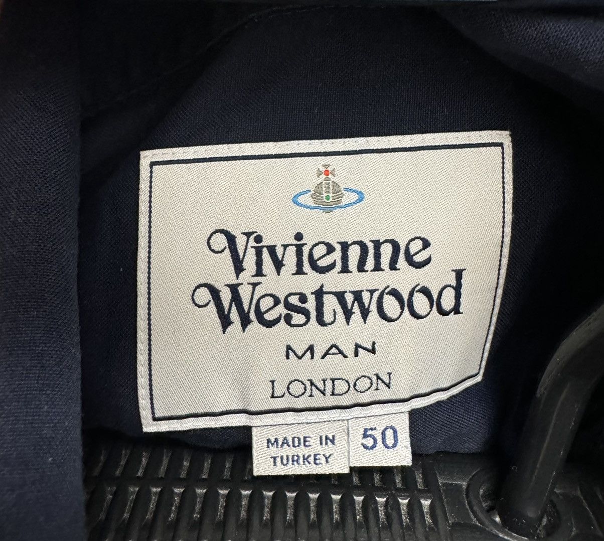Vivienne Westwood Vivienne Westwood shirt 50 size M-L luxury Size US L / EU 52-54 / 3 - 6 Thumbnail