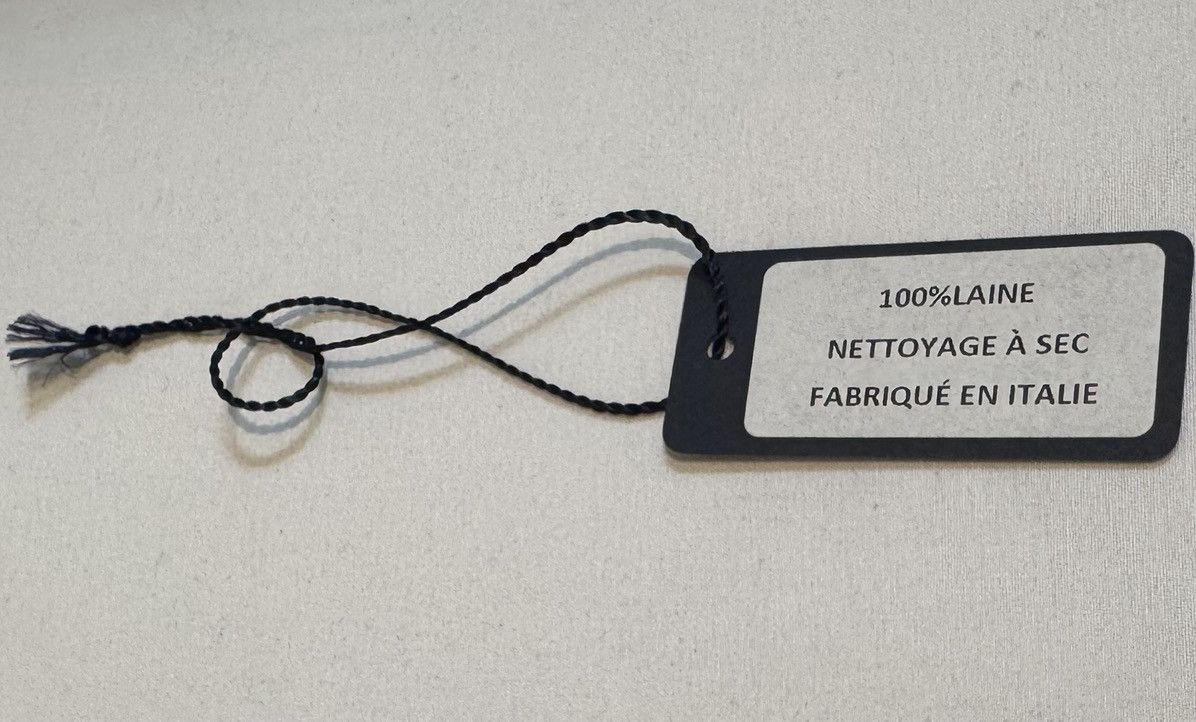 Louis Vuitton Louis Vuitton Monogram Eclipse Scarf M73468 Receipt Box Tags Size ONE SIZE - 5 Thumbnail