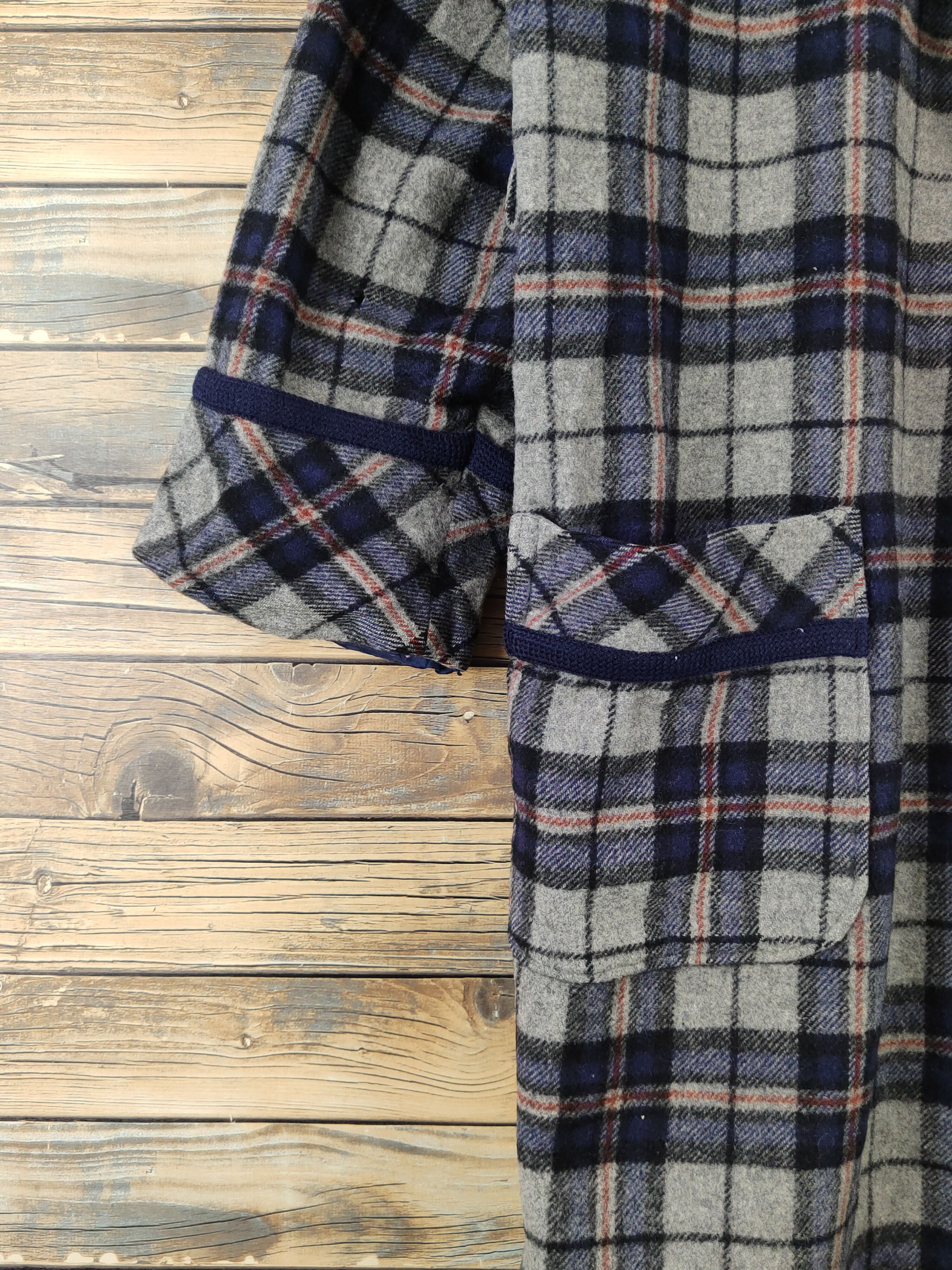 Pierre Balmain DL Vent Vert Pierre Balmain Gray Wool Bathrobes #011 Size US L / EU 52-54 / 3 - 6 Thumbnail