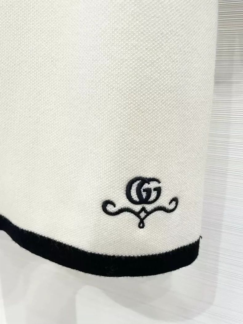Gucci GucciEmbroidered logo beige knitted short sleeves 2503-Next Size US M / EU 48-50 / 2 - 3 Thumbnail