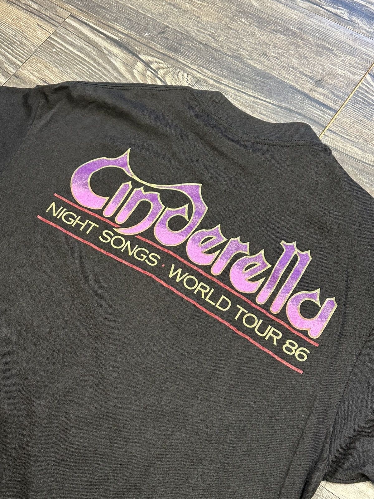 Vintage Vintage Cinderella Band T-Shirt Size US XL / EU 56 / 4 - 2 Thumbnail