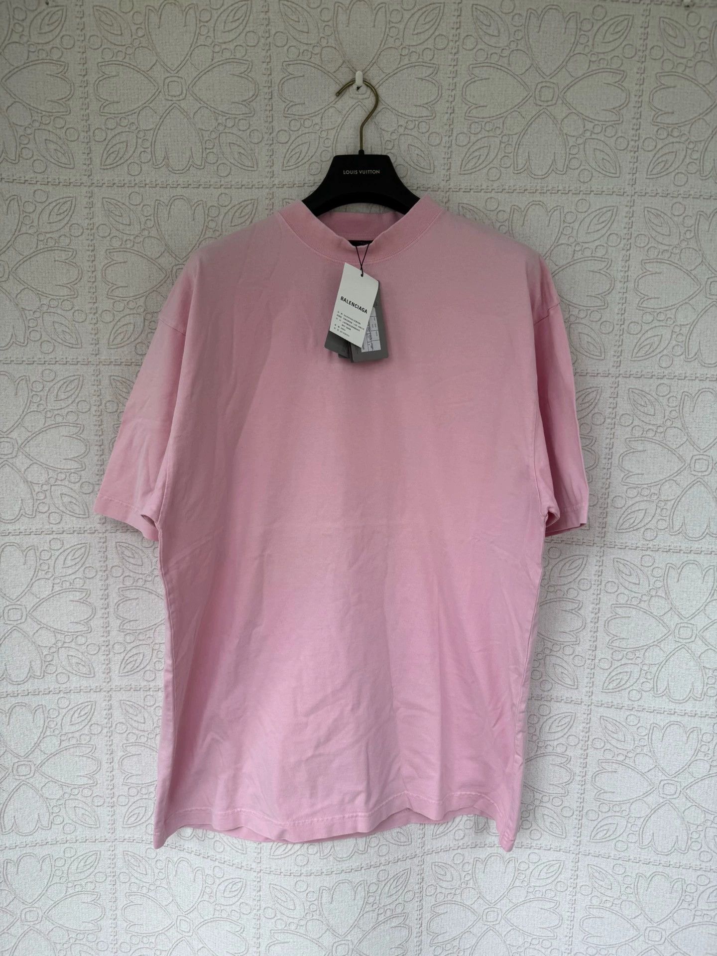 Balenciaga balenciaga pink short sleeve shirt size S Size S / US 4 / IT 40 - 1 Thumbnail