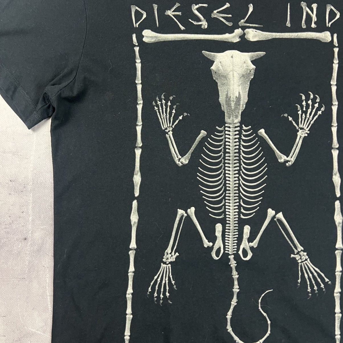 Designer Rare! Diesel Skeleton Skull Big Logo Tee Y2K Size US M / EU 48-50 / 2 - 7 Thumbnail