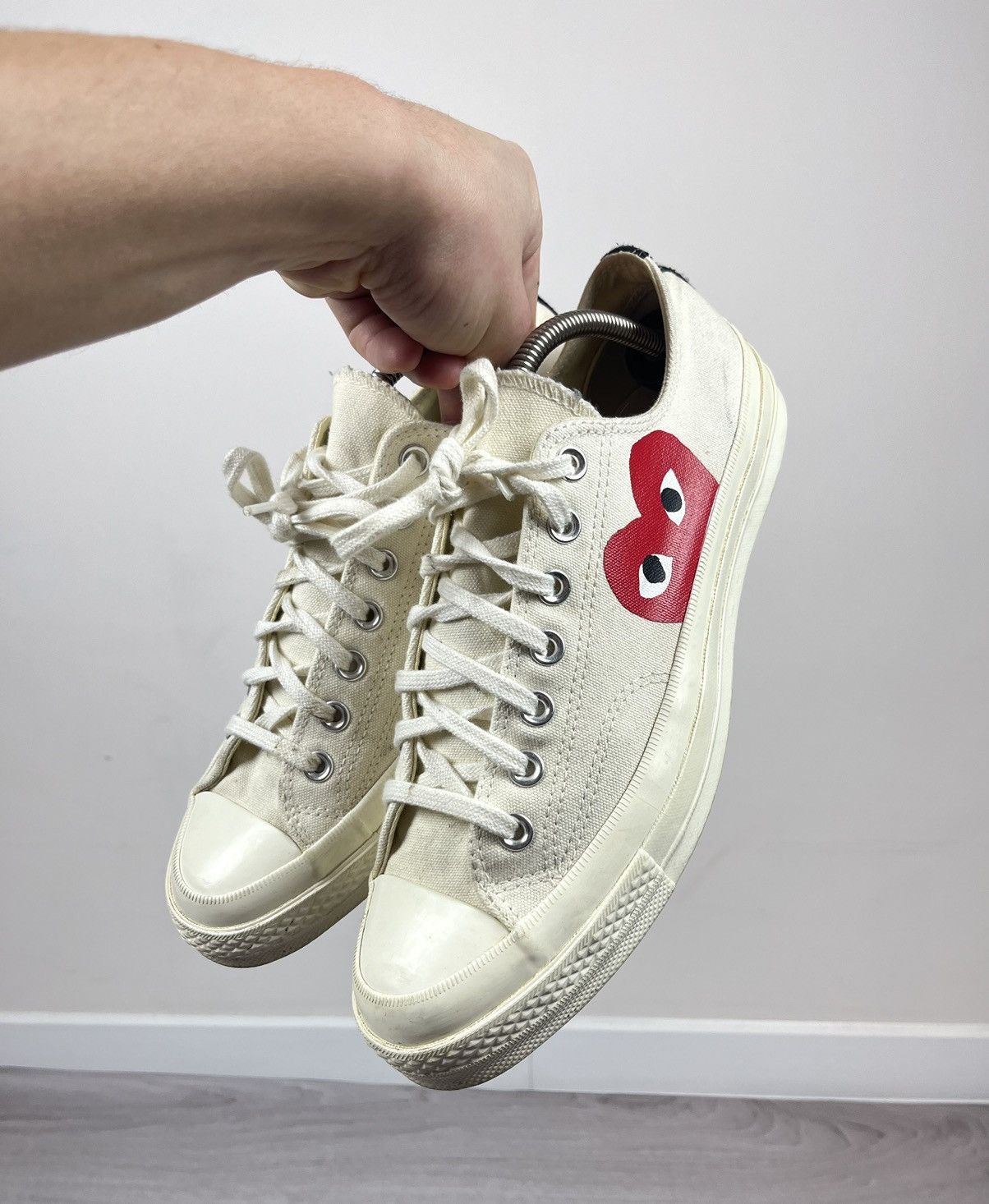 Converse Converse Play Comme Des Garcons White Heart Sneakers Shies Size US 9 / EU 42 - 7 Thumbnail