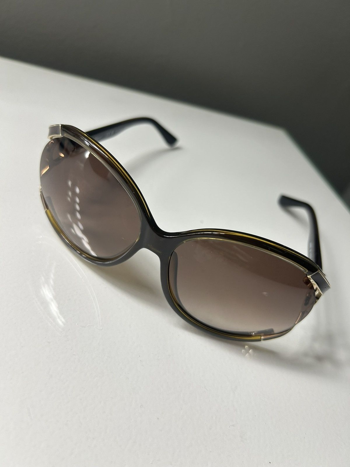 Salvatore Ferragamo Salvatore Ferragamo SF600S Brown Oval Shaped Sunglasses Size ONE SIZE - 12 Thumbnail