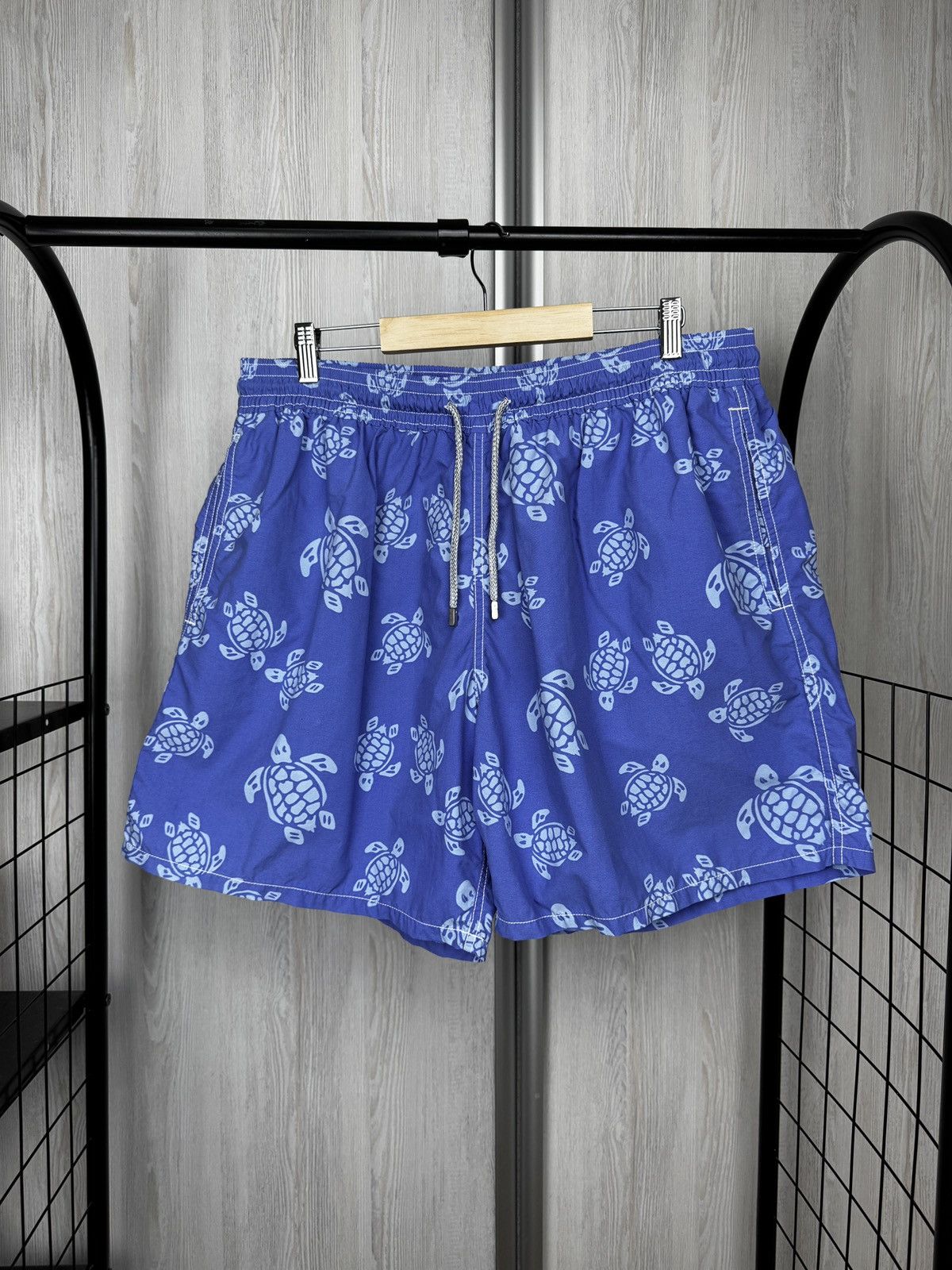 Vilebrequin Turtle Print Beach Shorts size XXXL
