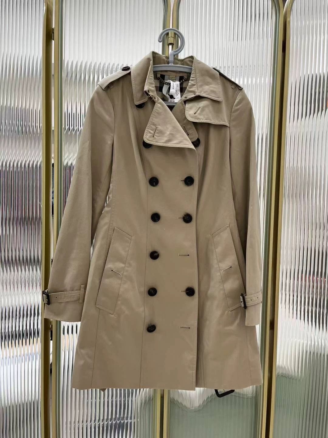 Burberry Burberry Classic Khaki Trench Coat Size US S / EU 44-46 / 1 - 1 Thumbnail