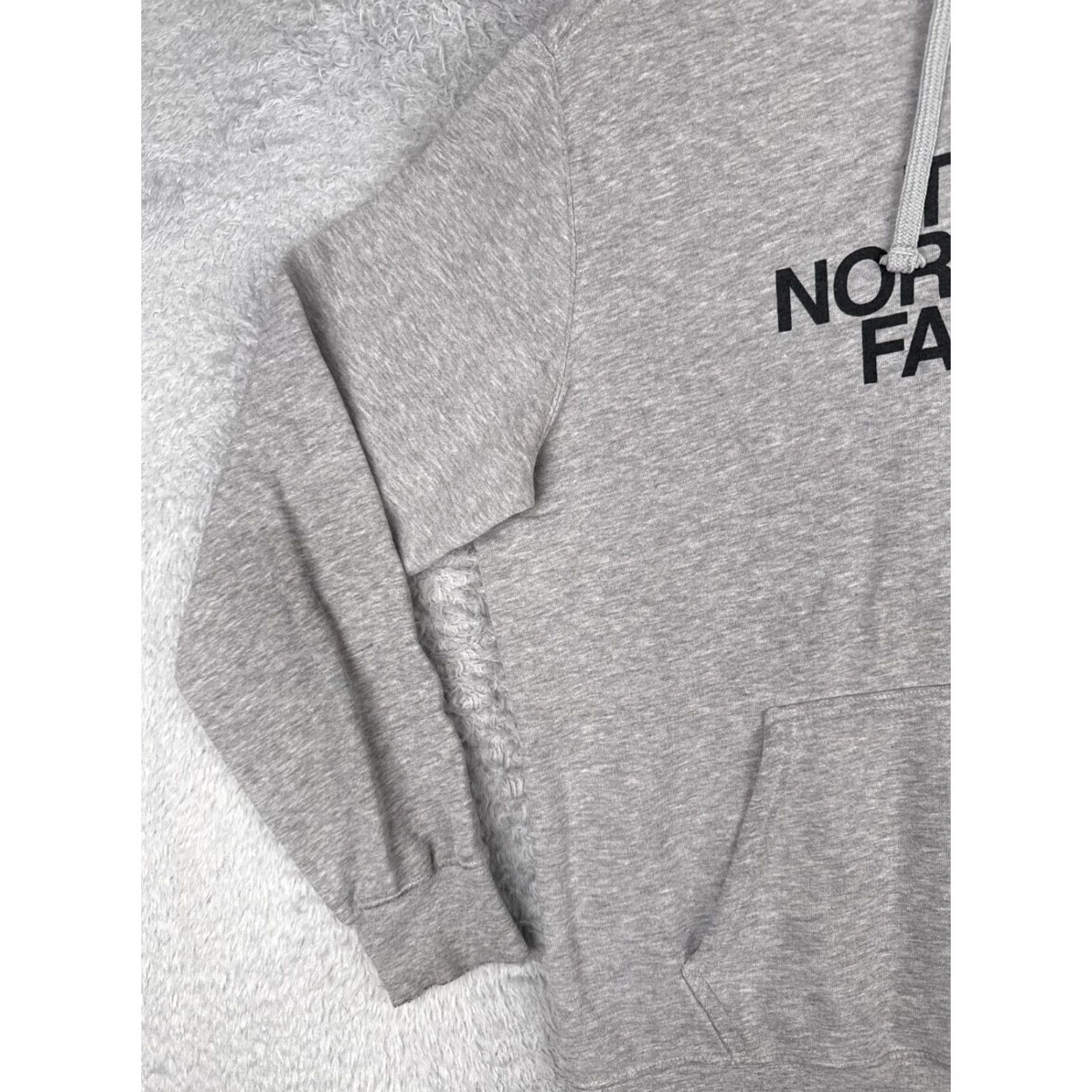 The North Face VINTAGE The North Face Hoodie Men's Large Gray Pullover Zip Pocket Logo 90s Sports Outdoor Mens Size US L / EU 52-54 / 3 - 3 Thumbnail