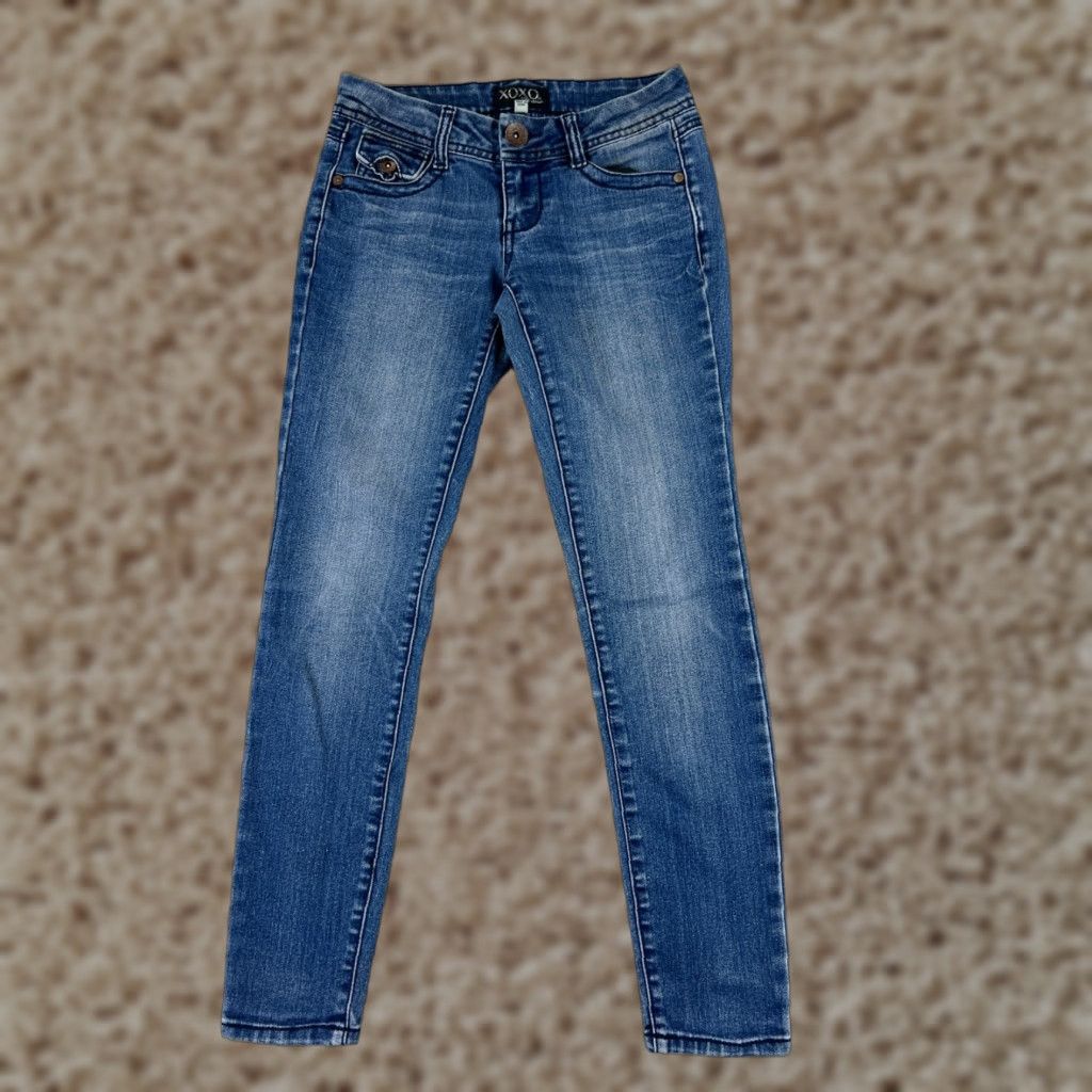 XOXO XOXO Jeans Women's Jeans Denim Blue 25x27 Skinny Low Rise 5-Pocket Embroidered Zipper Button Floral Cotton Stretch Read Size 25" / US 0 / IT 36 - 1 Thumbnail