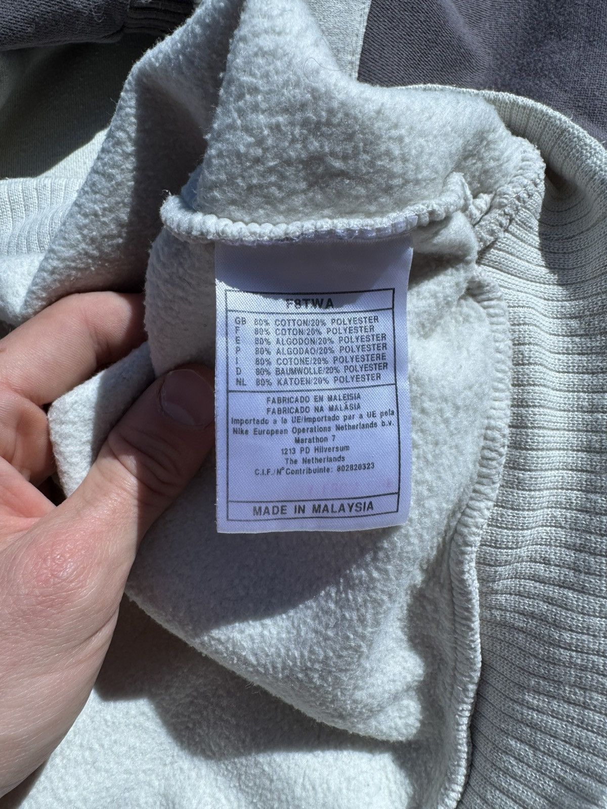 Nike Vintage Nike Y2K Boxy Sweatshirt, Men's S, big swoosh Size US S / EU 44-46 / 1 - 8 Thumbnail