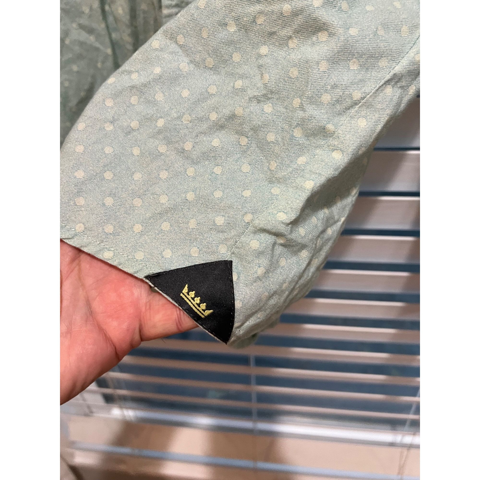 Jiberish Jiberish Polka Dot Button Up - size L Size US L / EU 52-54 / 3 - 2 Thumbnail