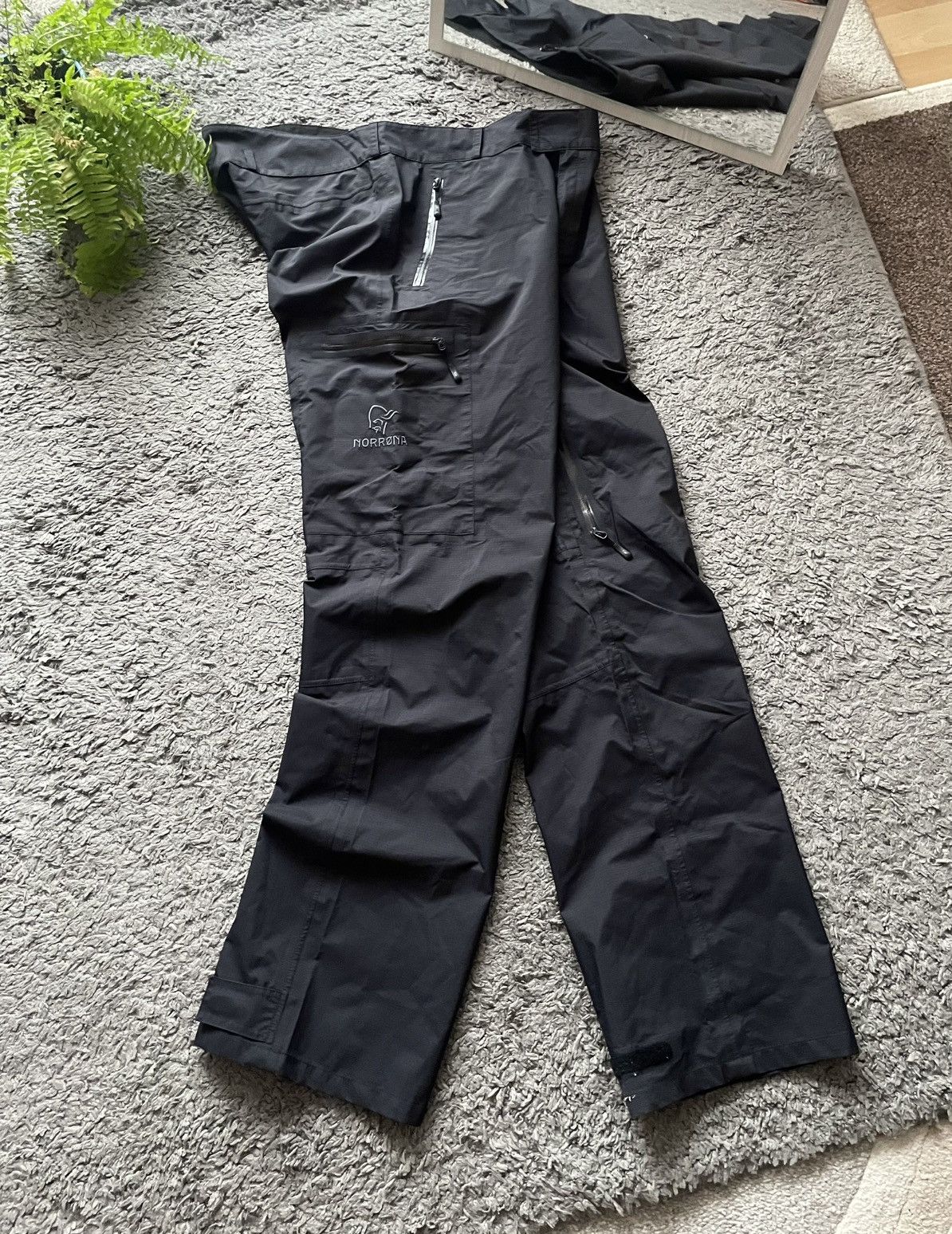 Norrona Norrøna Pants Gorpcore Outdoor Gore-Tex Logo Rare Streetwear Size US 38 / EU 54 - 4 Thumbnail