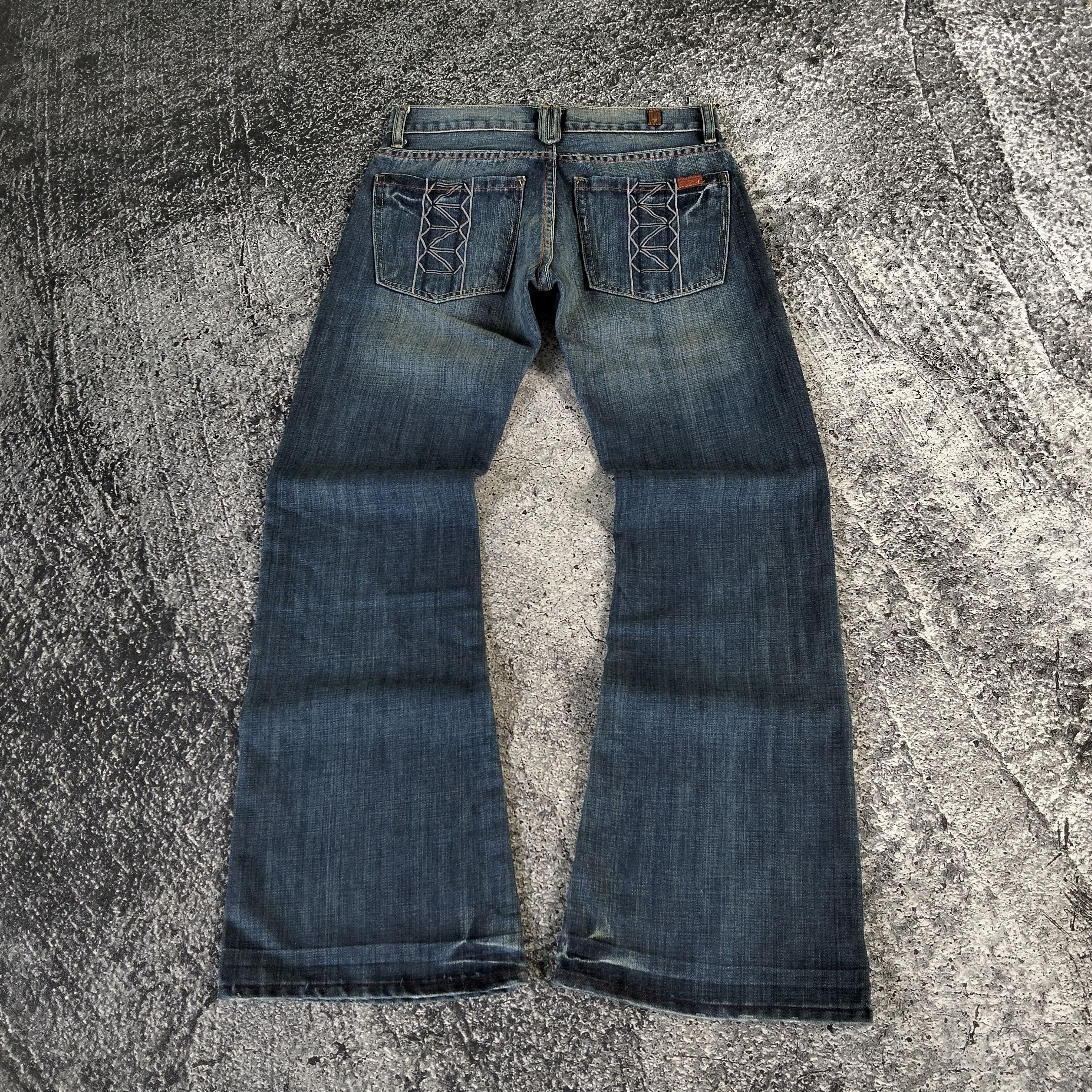 7 For All Mankind 7 For All Mankind Flared Button Fly Blue Wash Faded Jeans Size US 30 / EU 46 - 4 Thumbnail