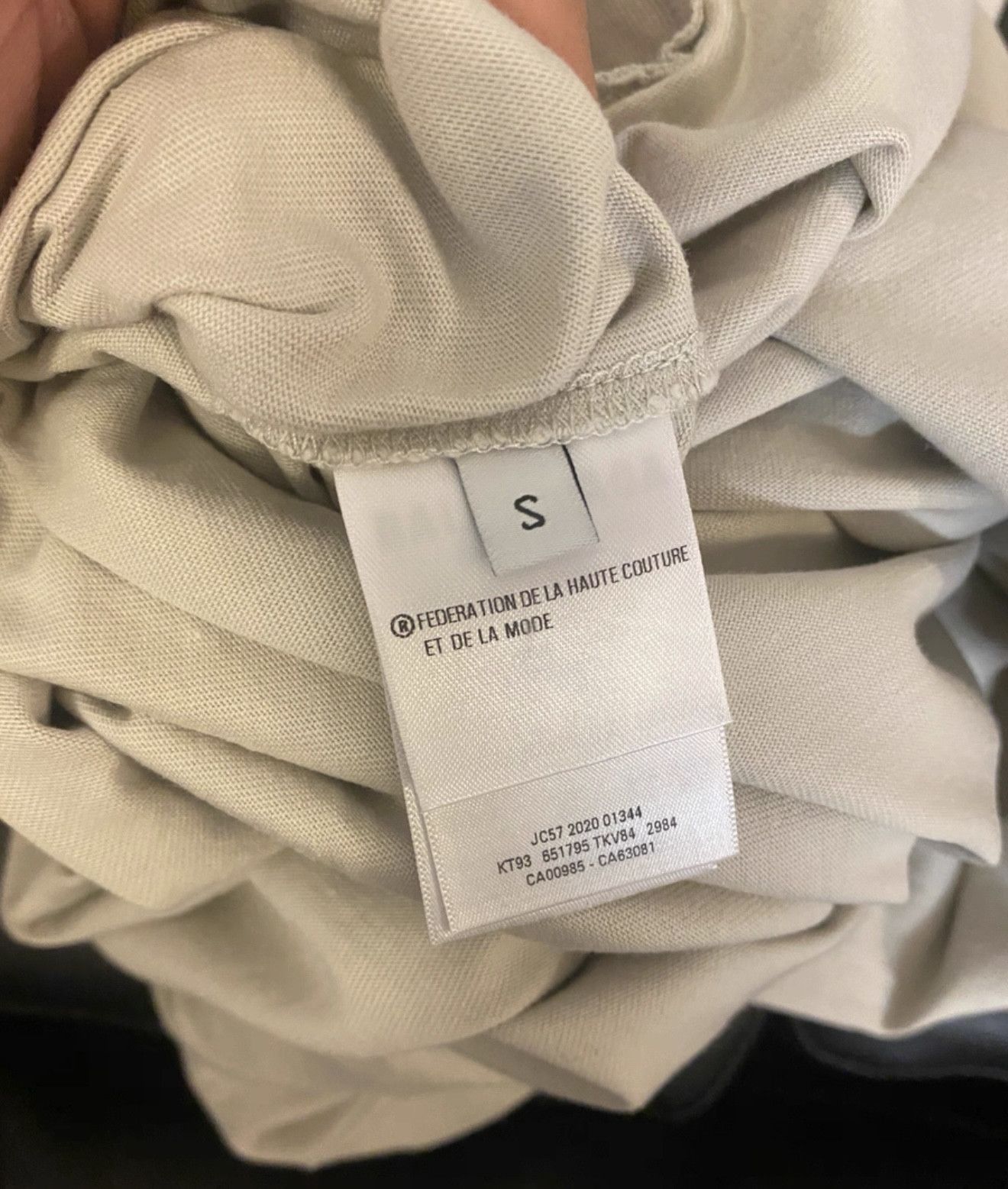 Balenciaga Balenciaga Paris Fashion Week Oversized T Shirt Size US S / EU 44-46 / 1 - 4 Thumbnail