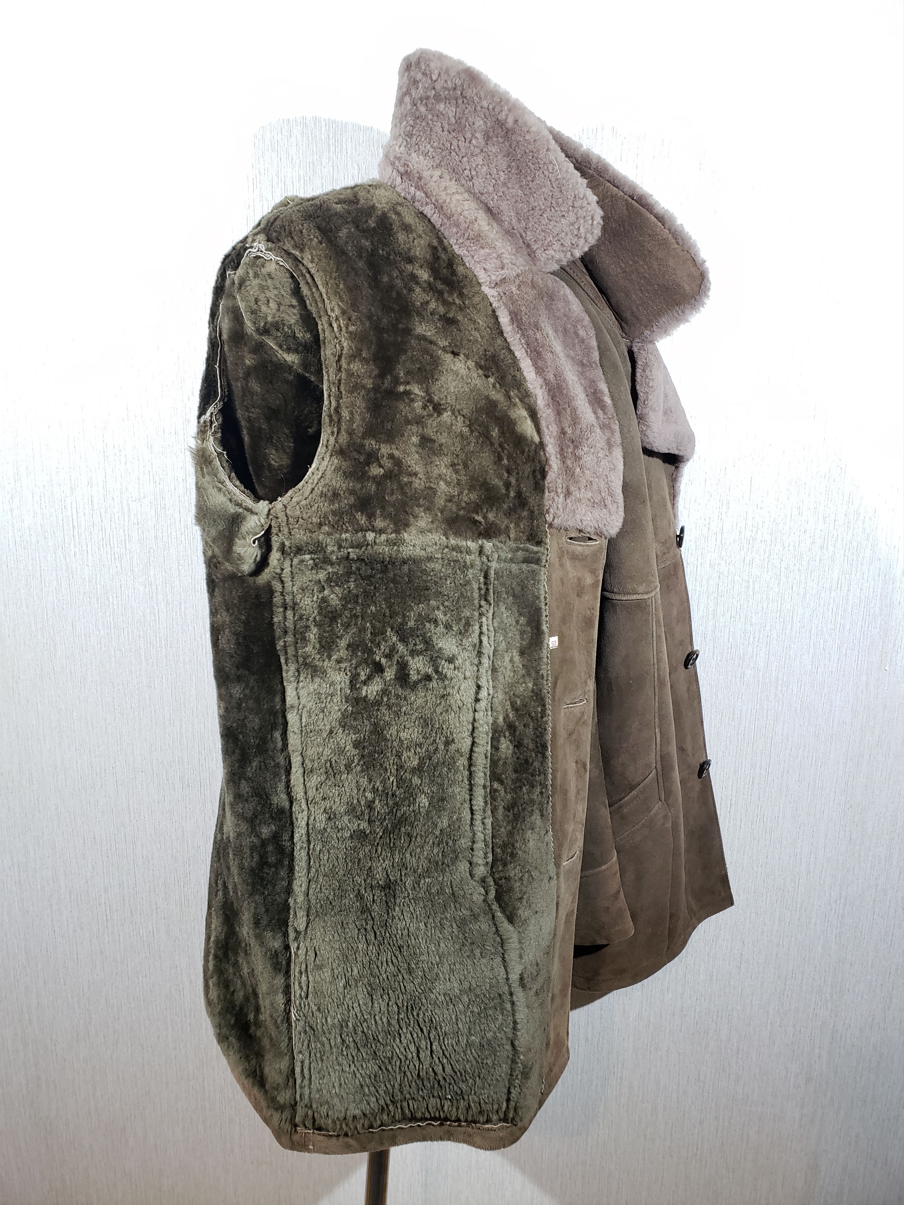 Other Brown men's sheepskin coat with buttons. Size US XL / EU 56 / 4 - 6 Thumbnail
