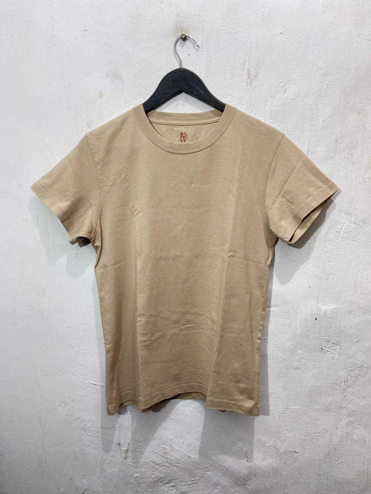 Batoner Batoner Tshirt Short Sleeve Beige Size US S / EU 44-46 / 1 - 1 Thumbnail