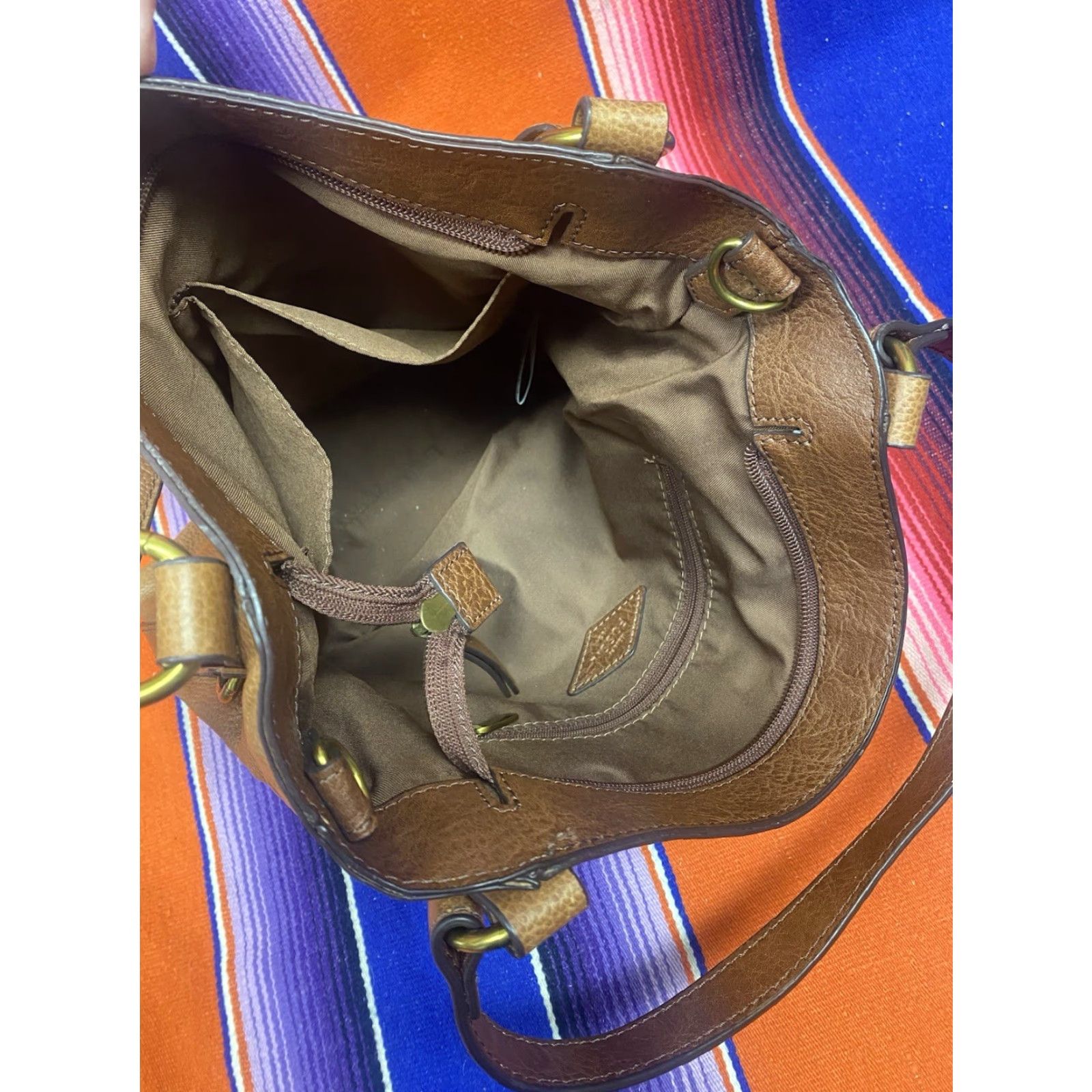 Fossil VINTAGE Fossil Leather Shoulder Bag Purse Brown Medium Brown Gold Leather Key Charm Womens Size ONE SIZE - 6 Thumbnail