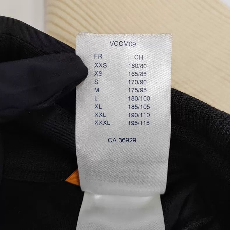 Louis Vuitton Louis Vuitton size m NBA black jacquard printed leather log Size US 28 / EU 44 - 9 Thumbnail