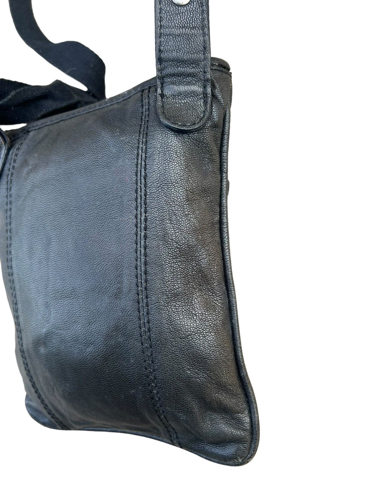 Juicy Couture Jeans Vintage Juicy Couture Patina Goat Leather Mini Bag Size ONE SIZE - 8 Thumbnail