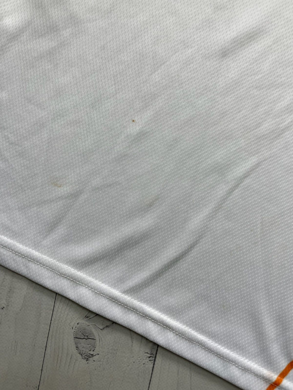 Vintage Totti 10 soccer tee AS Roma away white size XL Mazda logo Size US XL / EU 56 / 4 - 4 Thumbnail
