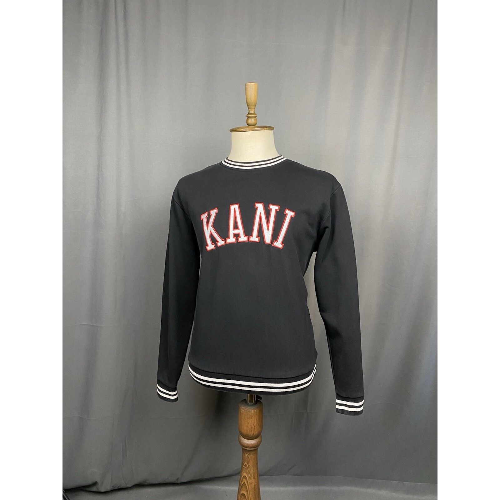 Karl Kani Karl Kani Big Logo Men's Black Crewneck Sweater Size S Size US S / EU 44-46 / 1 - 2 Thumbnail
