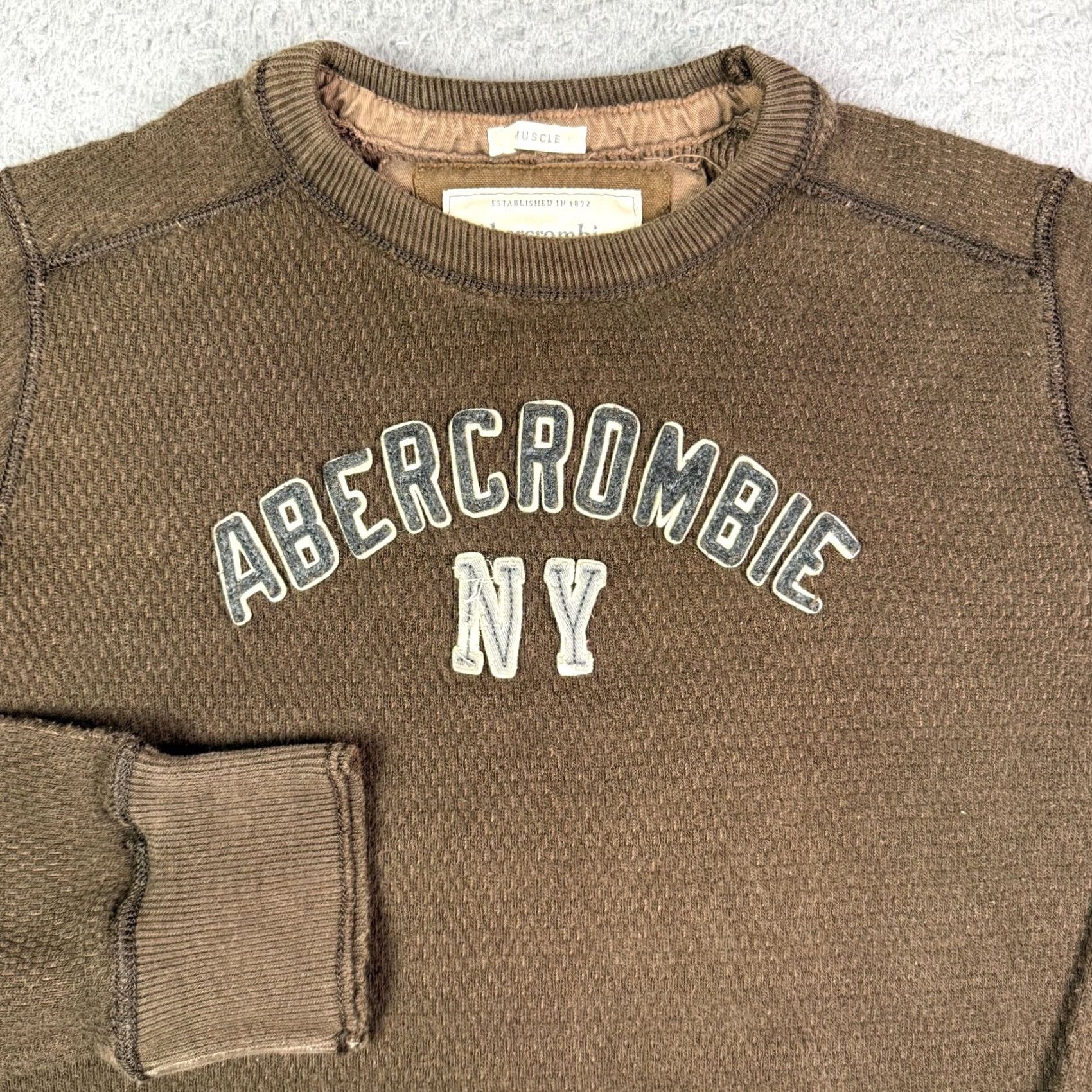 Abercrombie & Fitch VINTAGE Abercrombie & Fitch Waffle Knit Thermal Shirt Mens L Brown Muscle Fit Size US L / EU 52-54 / 3 - 2 Thumbnail