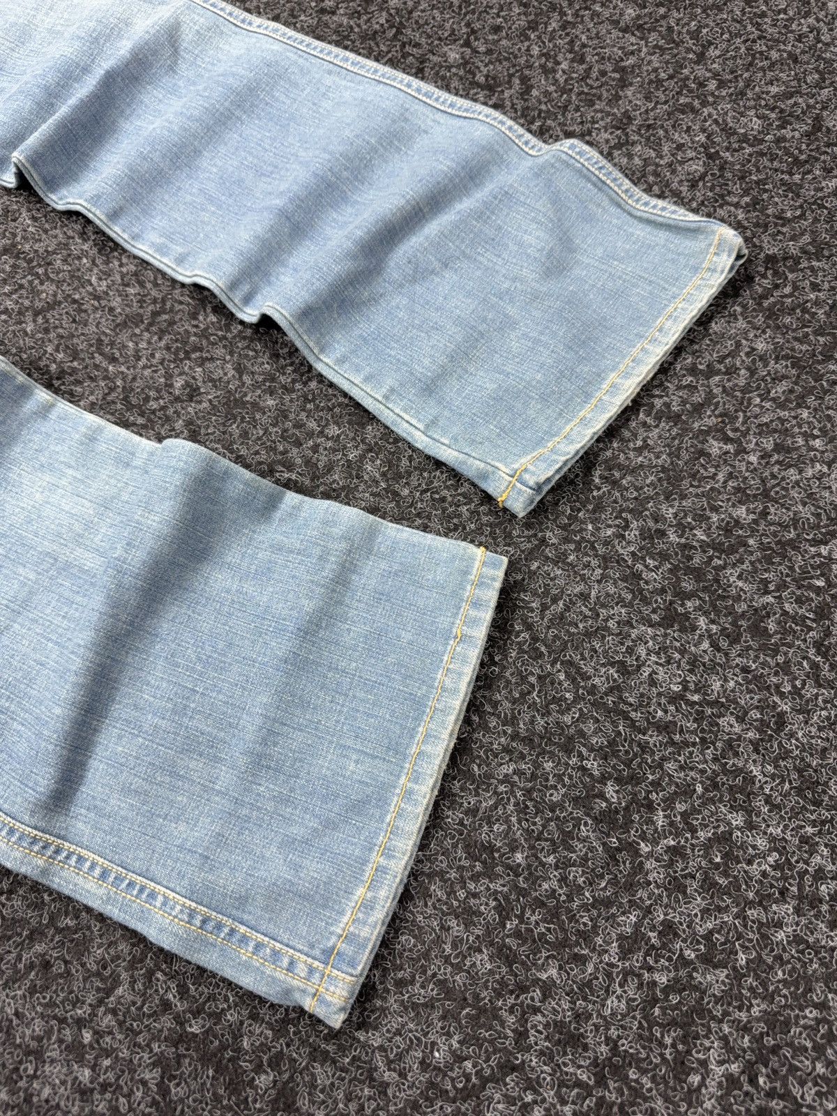 Diesel 90s Retro Diesel P-Hush Y2K Low Rise Flared Denim Jeans Size 27" / US 4 / IT 40 - 4 Thumbnail