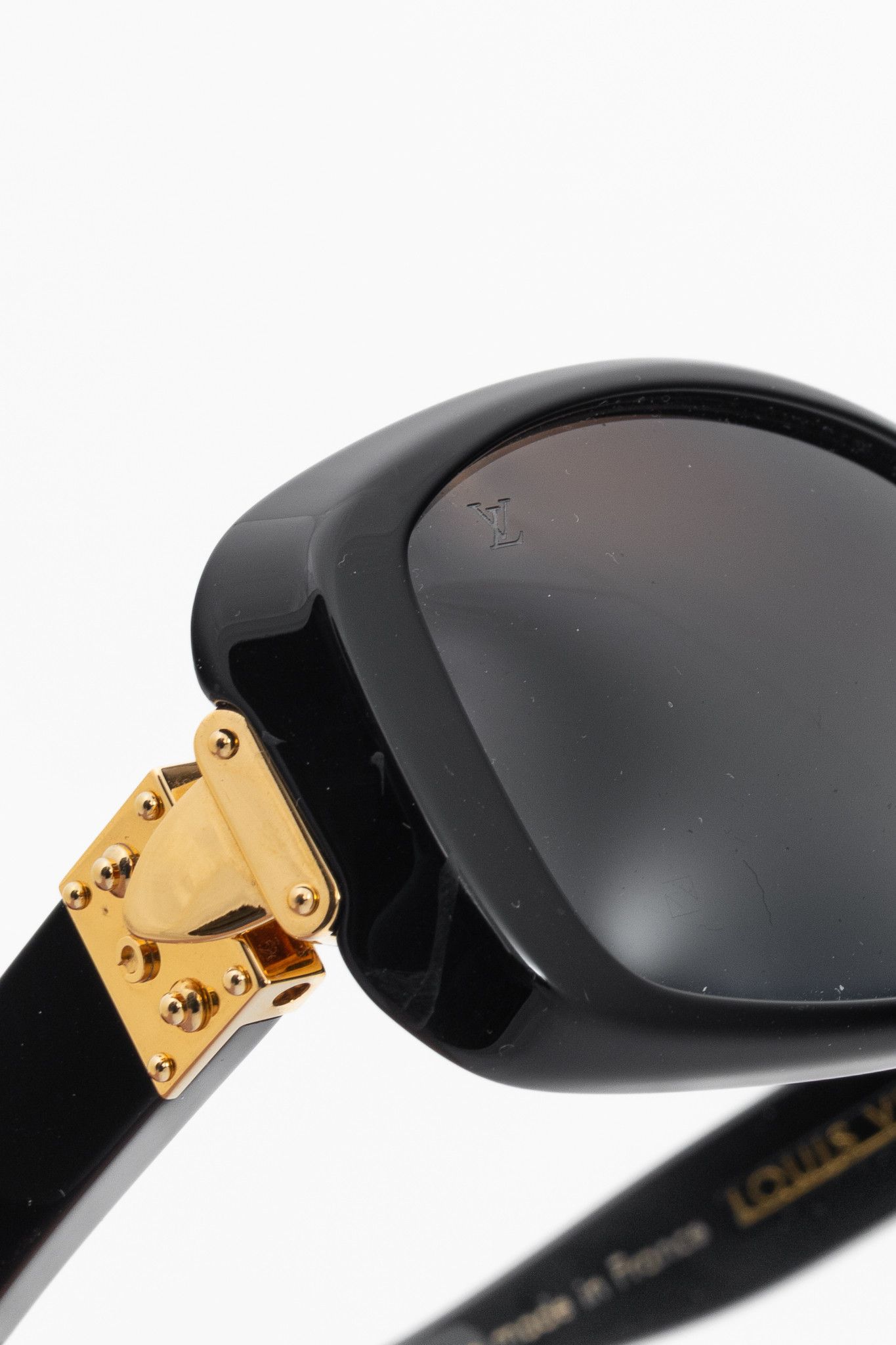 Louis Vuitton Louis Vuitton Z0005W Gold-Tone-Hinge Rectangular Sunglasses Size ONE SIZE - 5 Thumbnail