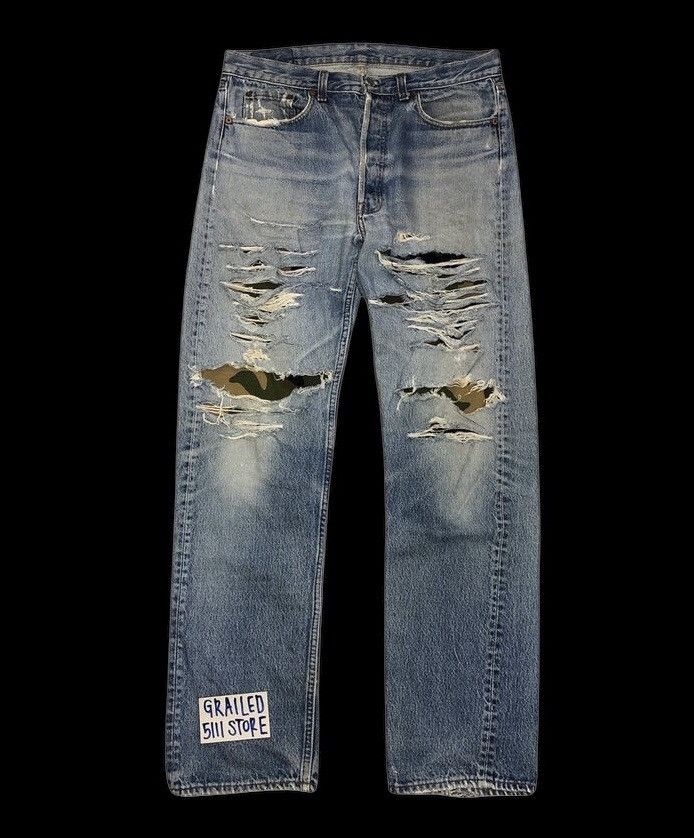 Vintage VTG LEVIS 501 DISTRESSED KURT COBAIN Size US 33 - 1 Thumbnail