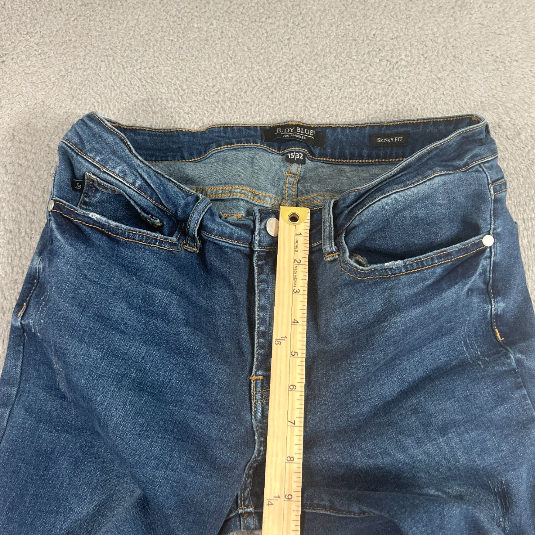 Vintage Judy Blue Jeans Women 15/32 Blue Medium Wash Skinny Fit Stretch Raw Hem Size 24" / US 00 / IT 34 - 3 Thumbnail