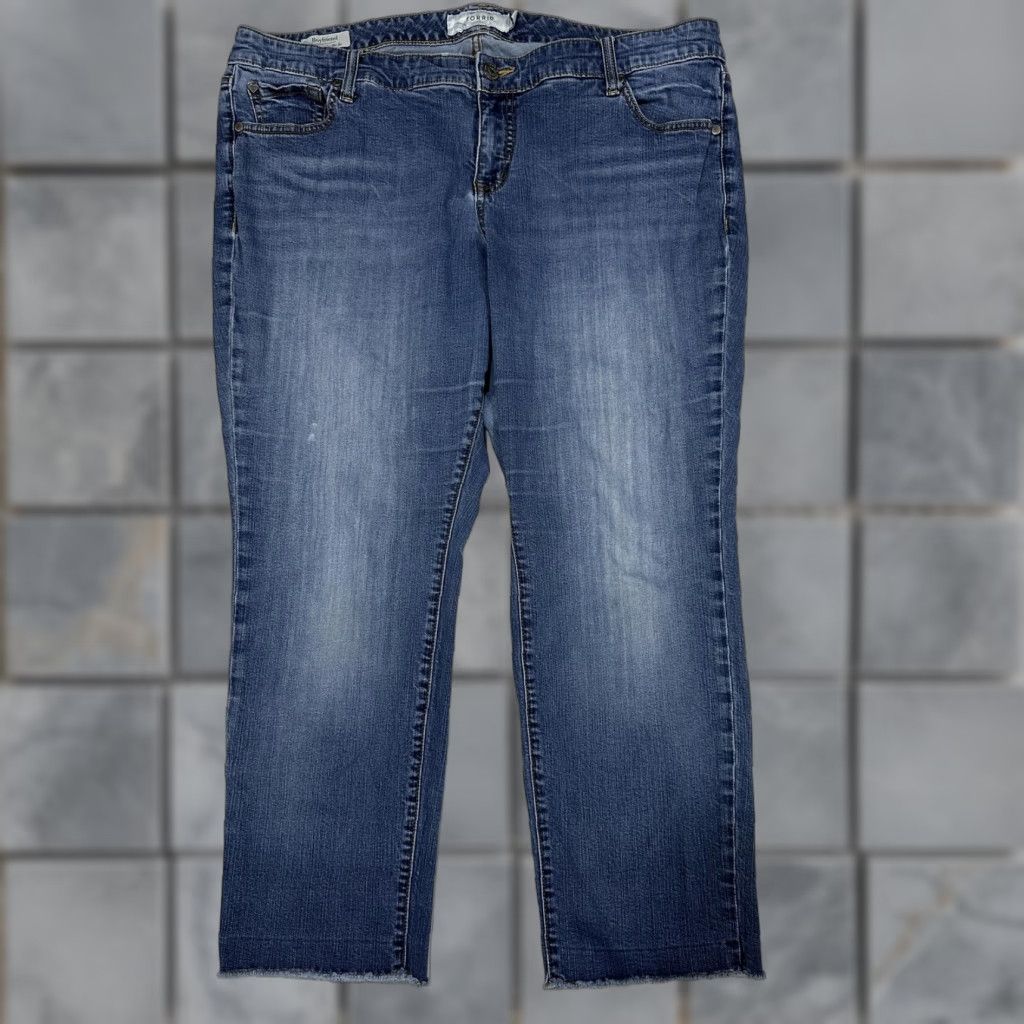 Torrid **Torrid Plus Size Blue Boyfriend Jeans Medium Rise Relaxed Fit** User: **Blue Torrid Plus Size Boyfriend Jeans Medium Rise Relaxed Fit** Size 42" / US 20 - 1 Thumbnail