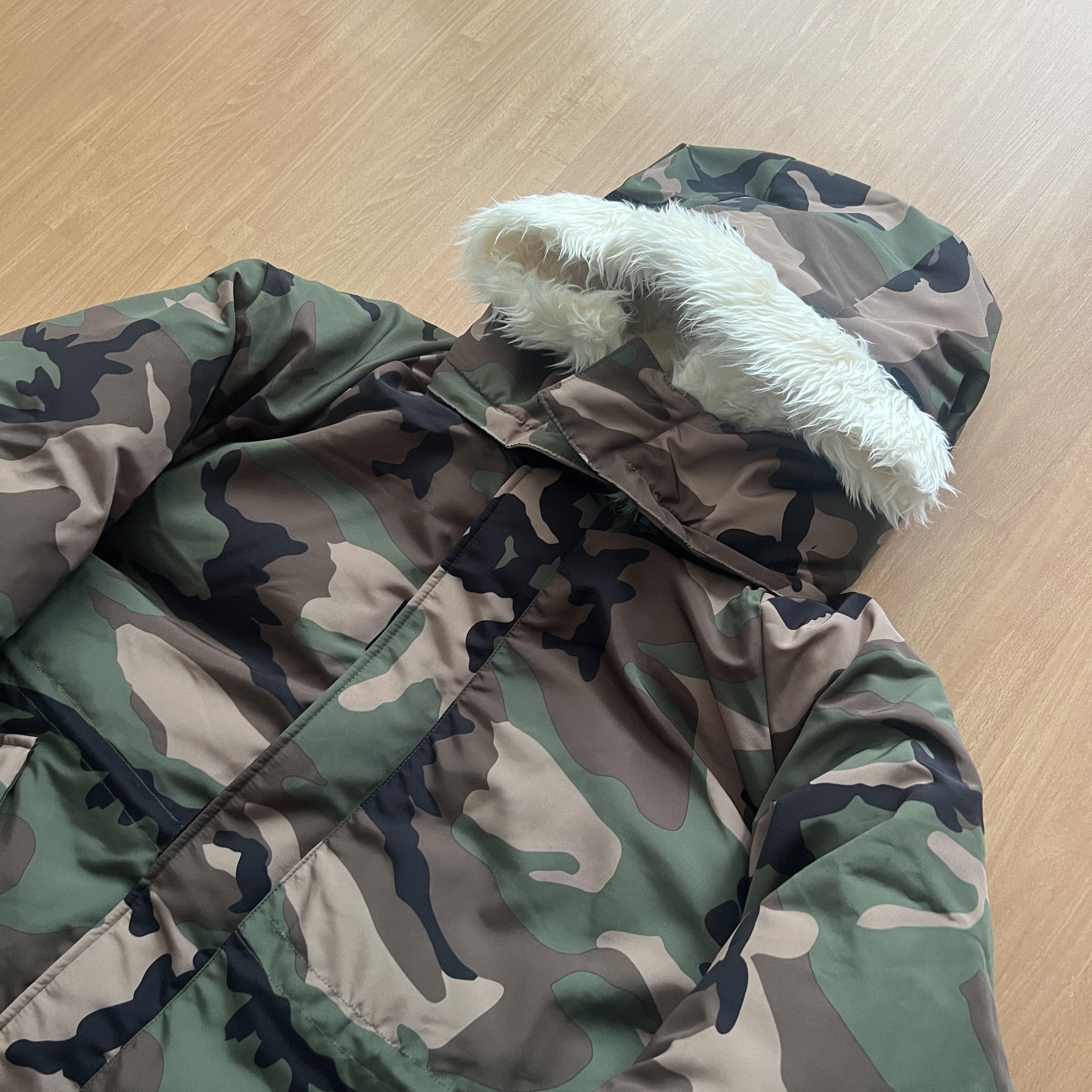 Yeezy Yeezy PK-01 Camo Parka Size US L / EU 52-54 / 3 - 2 Thumbnail
