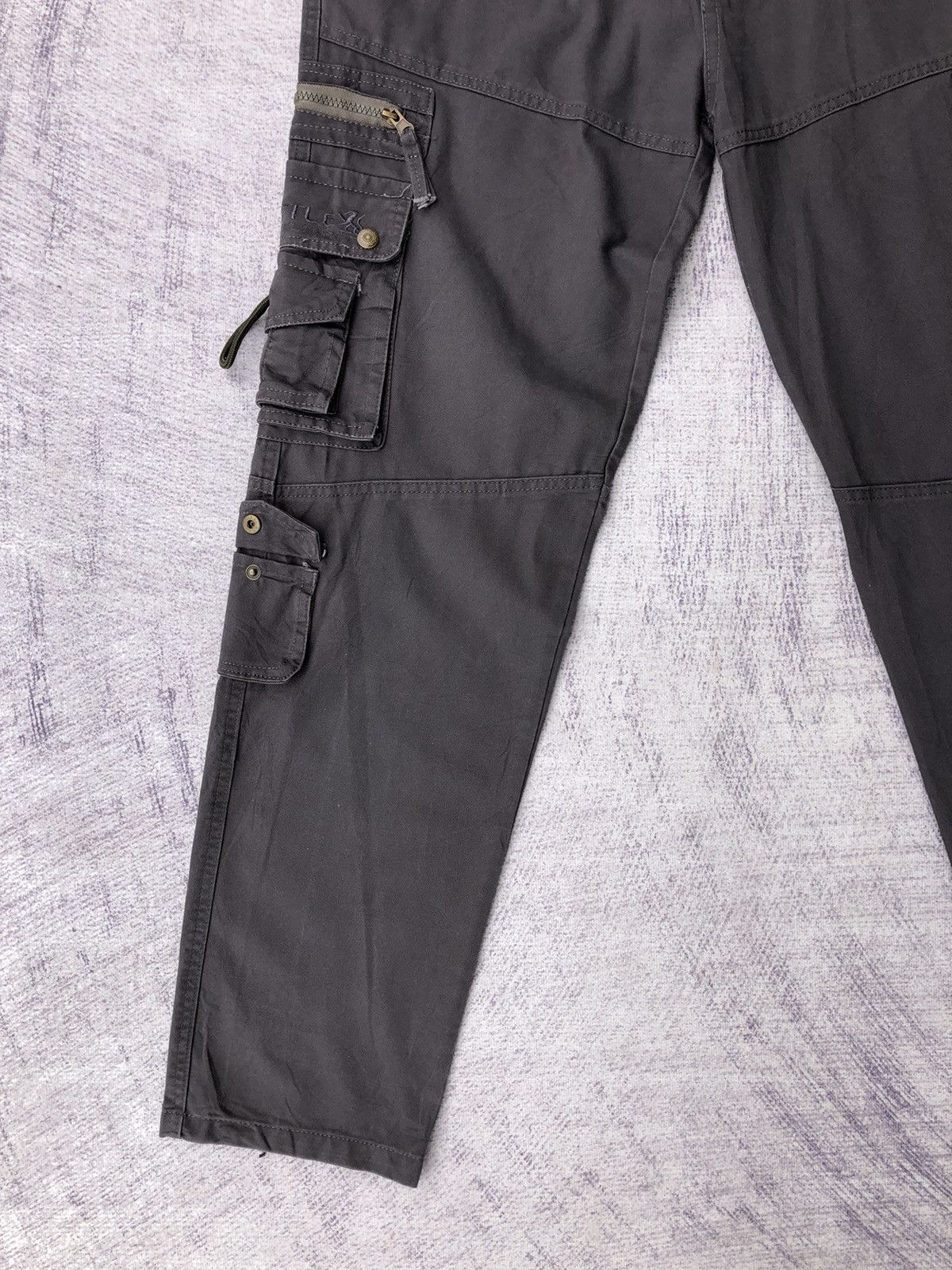 Designer × Vintage Vintage y2k Grey Military Cargo With 11 Pocket & Zip Size US 36 / EU 52 - 5 Thumbnail