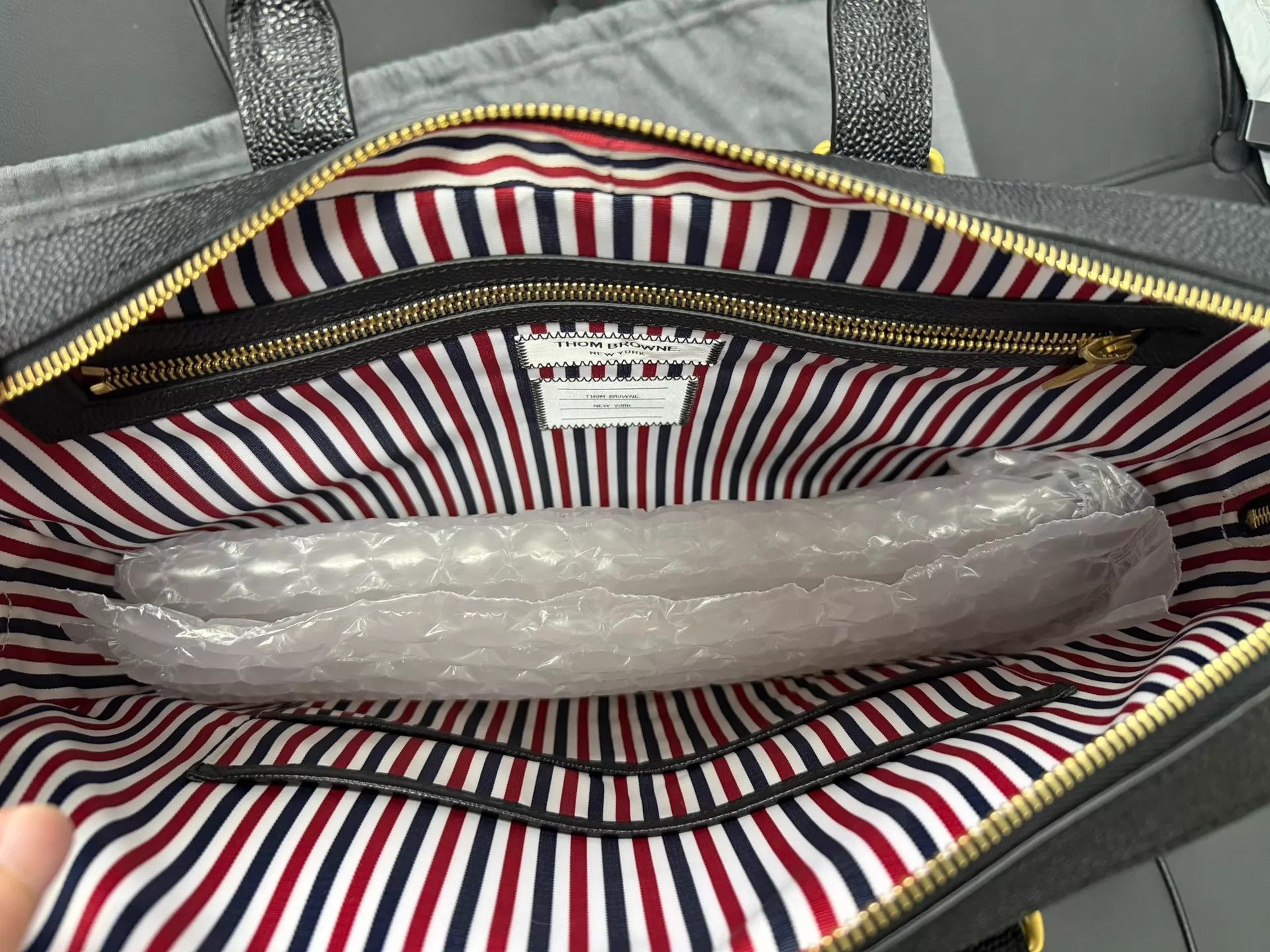 Thom Browne Thom Browne Classic Black Grained Leather Briefcase Size ONE SIZE - 5 Thumbnail