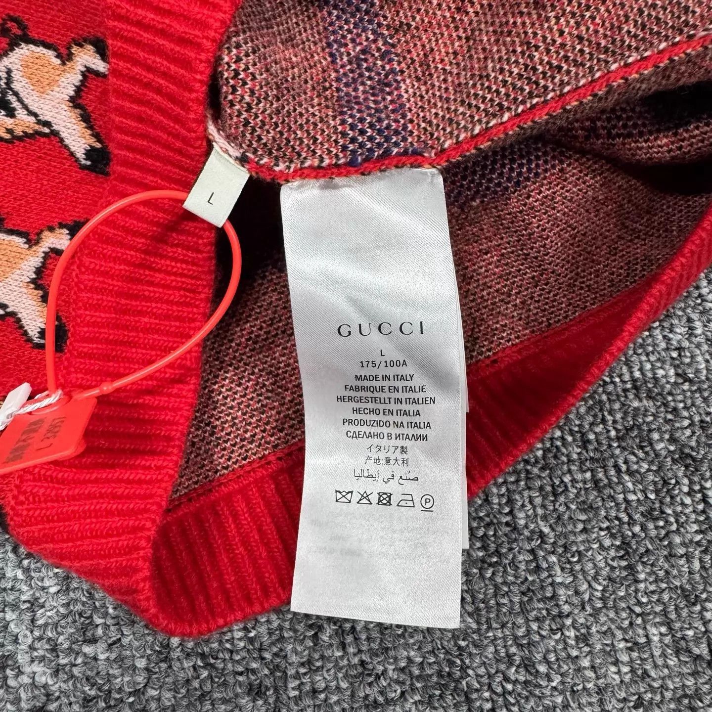 Gucci Gucci Red All-Over Cartoon Print Knit Cardigan L Size US L / EU 52-54 / 3 - 6 Thumbnail