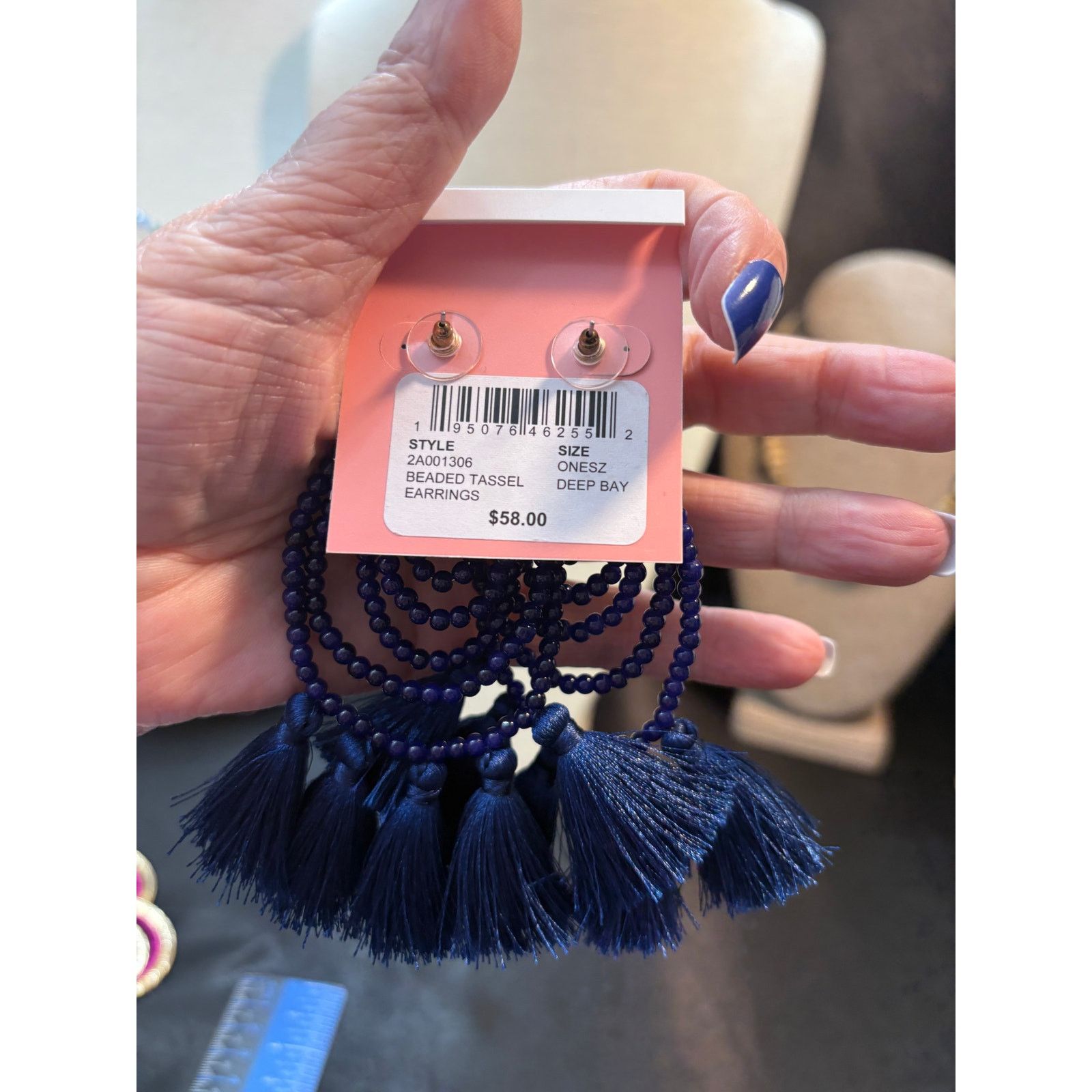 Other Vineyard Vines Deep Bay Beaded Tassel Earrings Statement Size ONE SIZE - 11 Thumbnail