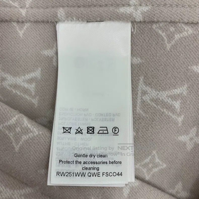 Louis Vuitton Louis Vuitton 25 apricot inside logo presbyopic full print Size XS / US 0-2 / IT 36-38 - 6 Thumbnail