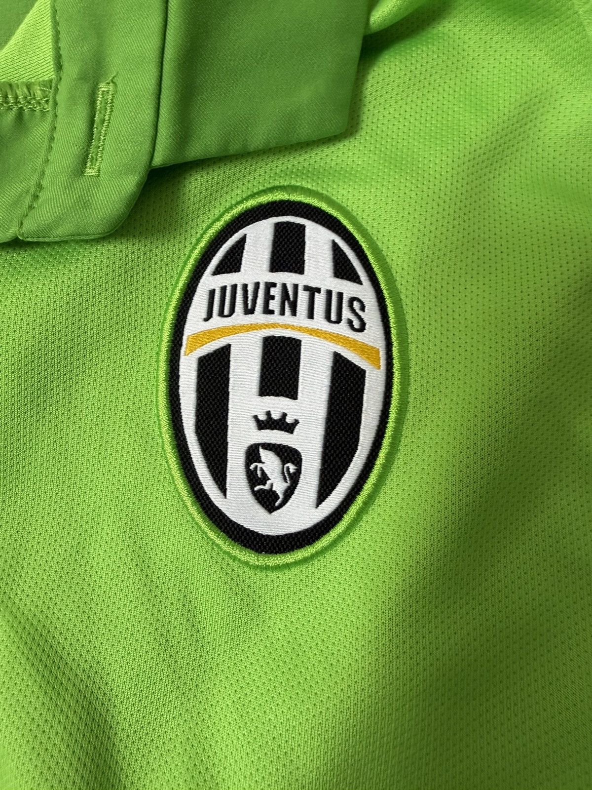 Nike Juventus Pogba Kit 2014/15 Season Size US M / EU 48-50 / 2 - 2 Thumbnail