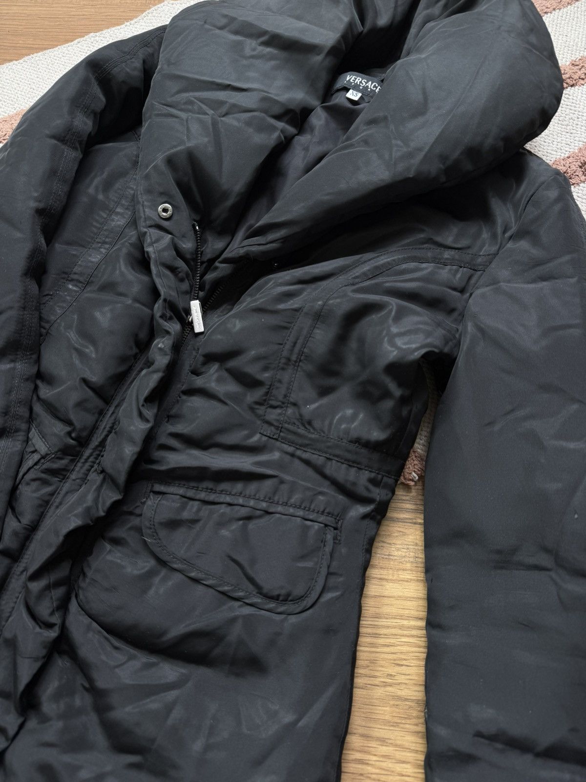 Versace × Vintage VINTAGE VERSACE SPORT 2000s MIDI DOWN PUFFER JACKET Size XS / US 0-2 / IT 36-38 - 11 Thumbnail