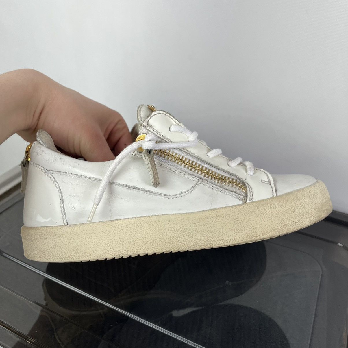 Giuseppe Zanotti Womens White And Gold Giuseppe Zanotti Shoes Size 37 Size US 7 / IT 37 - 2 Thumbnail