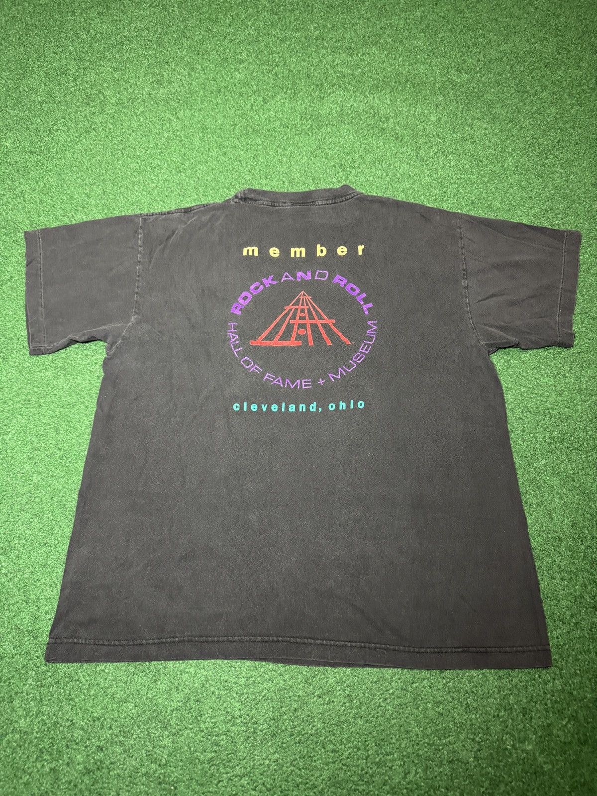 Vintage Rock Your World Waynes 90s Rock N Roll Faded 22x27 T Shirt Size US L / EU 52-54 / 3 - 3 Thumbnail