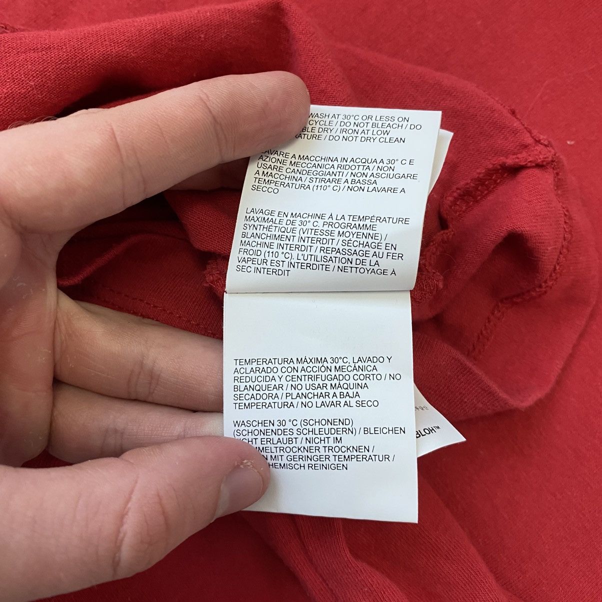 Off-White Luxury Off White Big Graphic Logo y2k designer tee Size US S / EU 44-46 / 1 - 13 Thumbnail