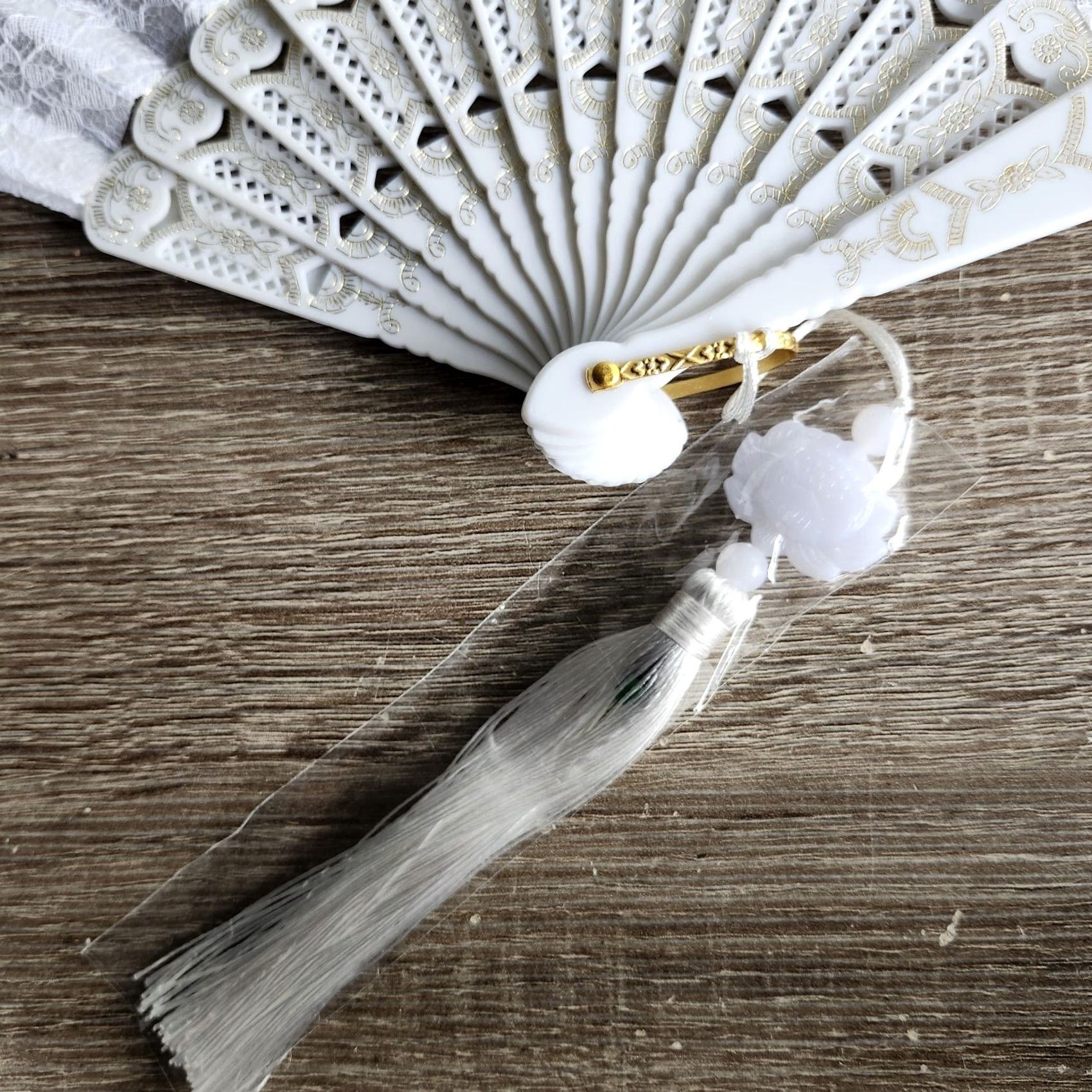 DANCER VINTAGE Hand Fan Plastic Abanico de Mano Bolsillo ole Dance White Floral Tassel LOT 3 Size ONE SIZE - 6 Thumbnail