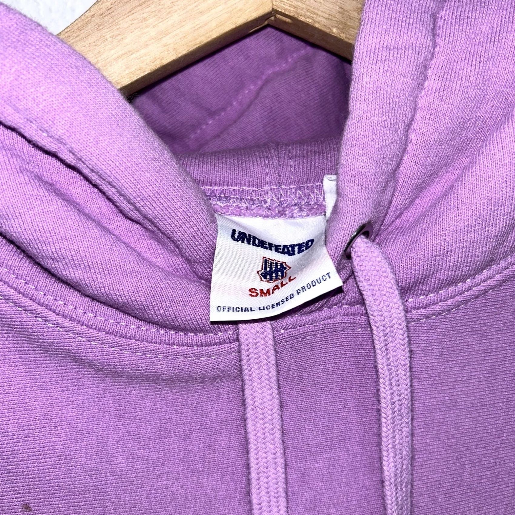 Undefeated VINTAGE Undefeated Five Strikes Purple Hoodie Hoodie Long Sleeve Size Small Mens Size US S / EU 44-46 / 1 - 5 Thumbnail