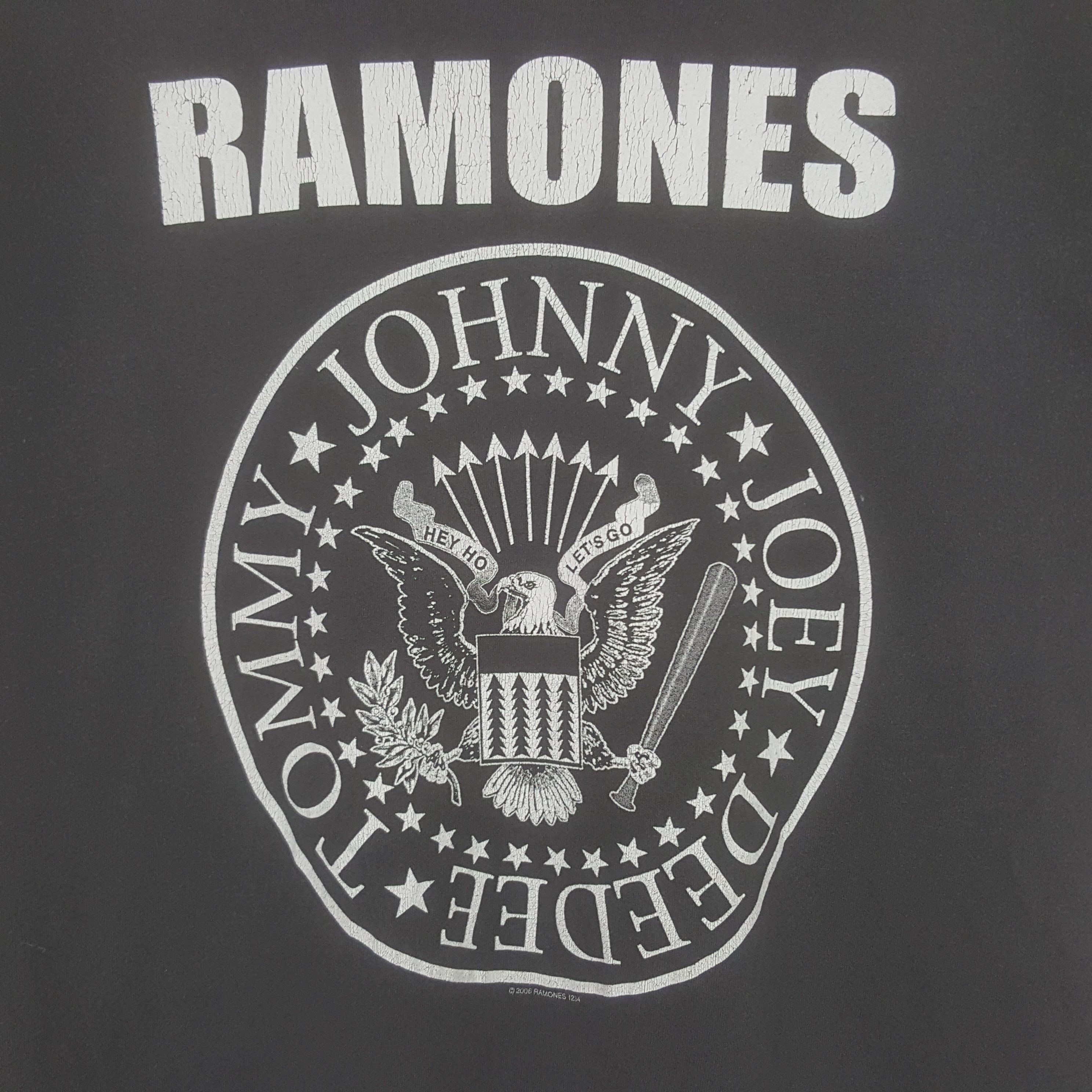 Band Tees × Vintage Vintage Ramones American Rock Band Tshirt Size US L / EU 52-54 / 3 - 2 Thumbnail